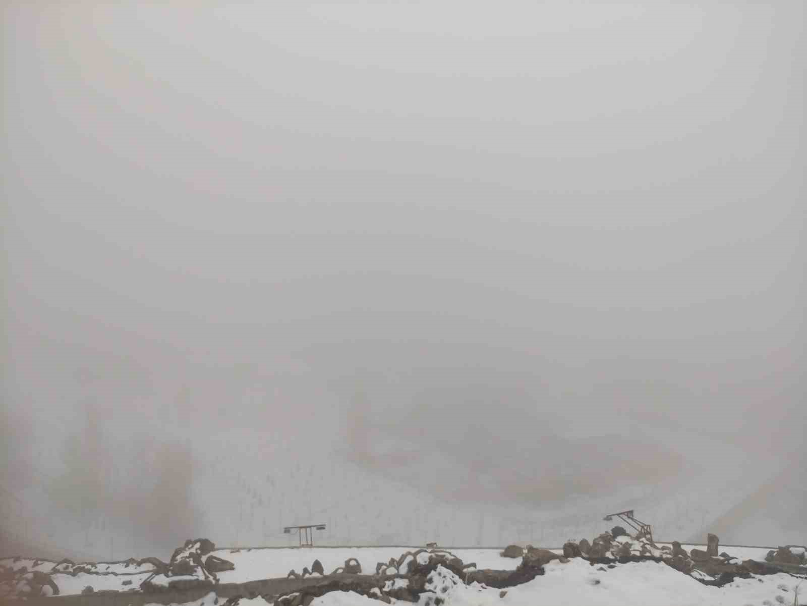 Ardahan sisle kaplandı: Göz gözü görmüyor