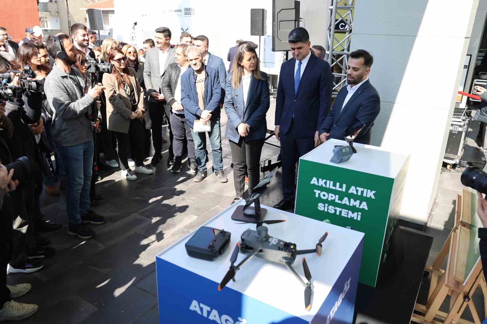 Ataşehir&rsquo;de şehir denetimine yapay zeka dokunuşu: &rsquo;Zabıta360&rsquo; yollara &ccedil;ıktı
