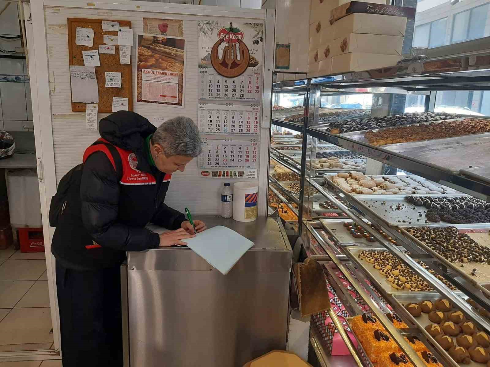 Erdek’te market, fırın ve kasaplara hijyen kontrolleri