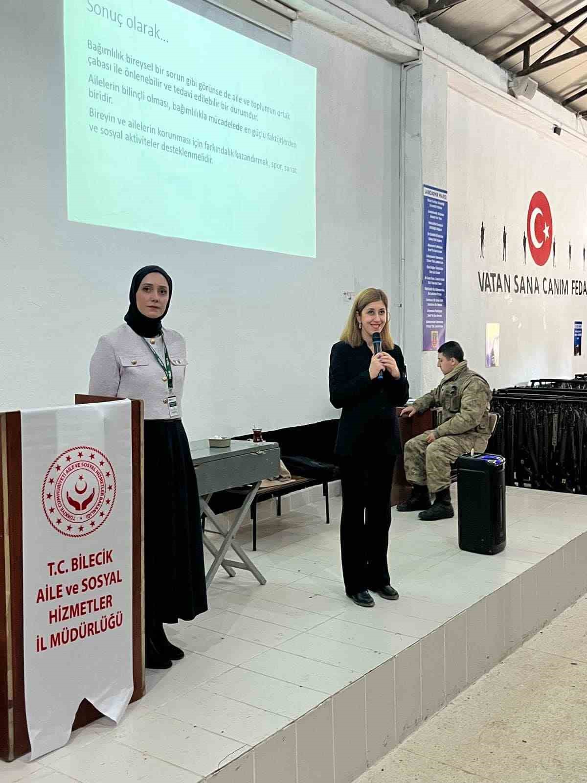 Askerlere bağımlılıkla m&uuml;cadele eğitimi
