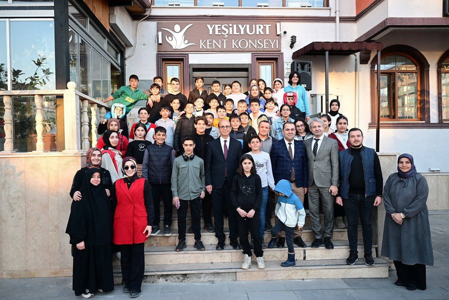 Başkan Ge&ccedil;it, "İlk Orucum İlk İftarım" etkinliğinde &ccedil;ocuklarla buluştu
