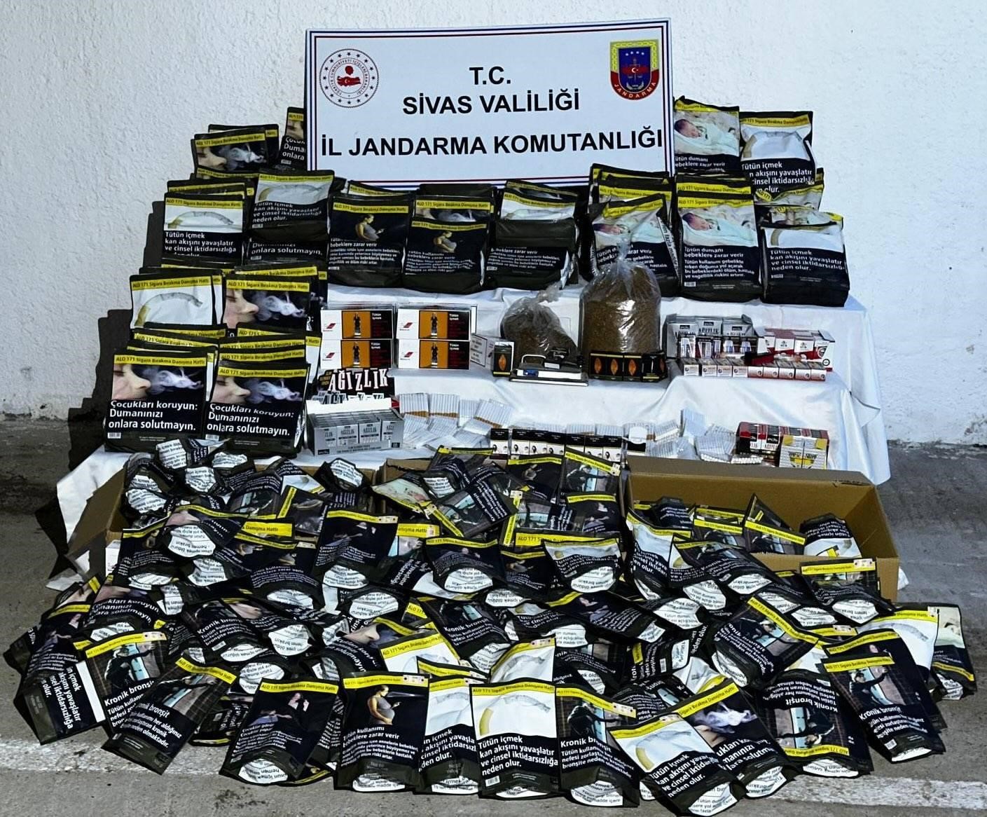 T&uuml;t&uuml;n ka&ccedil;ak&ccedil;ılığına jandarma engeli
