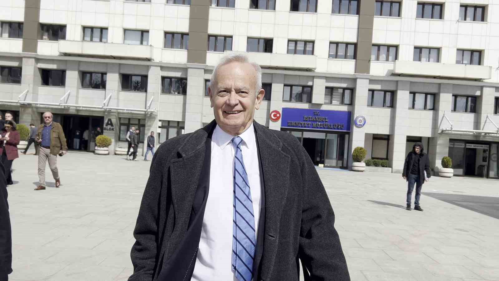 Eski belediye başkanı Hayri İn&ouml;n&uuml; emniyete gelerek ifade verdi
