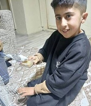 Erzurum&rsquo;da k&uuml;&ccedil;&uuml;k &ccedil;ocuğa k&ouml;pekler saldırdı
