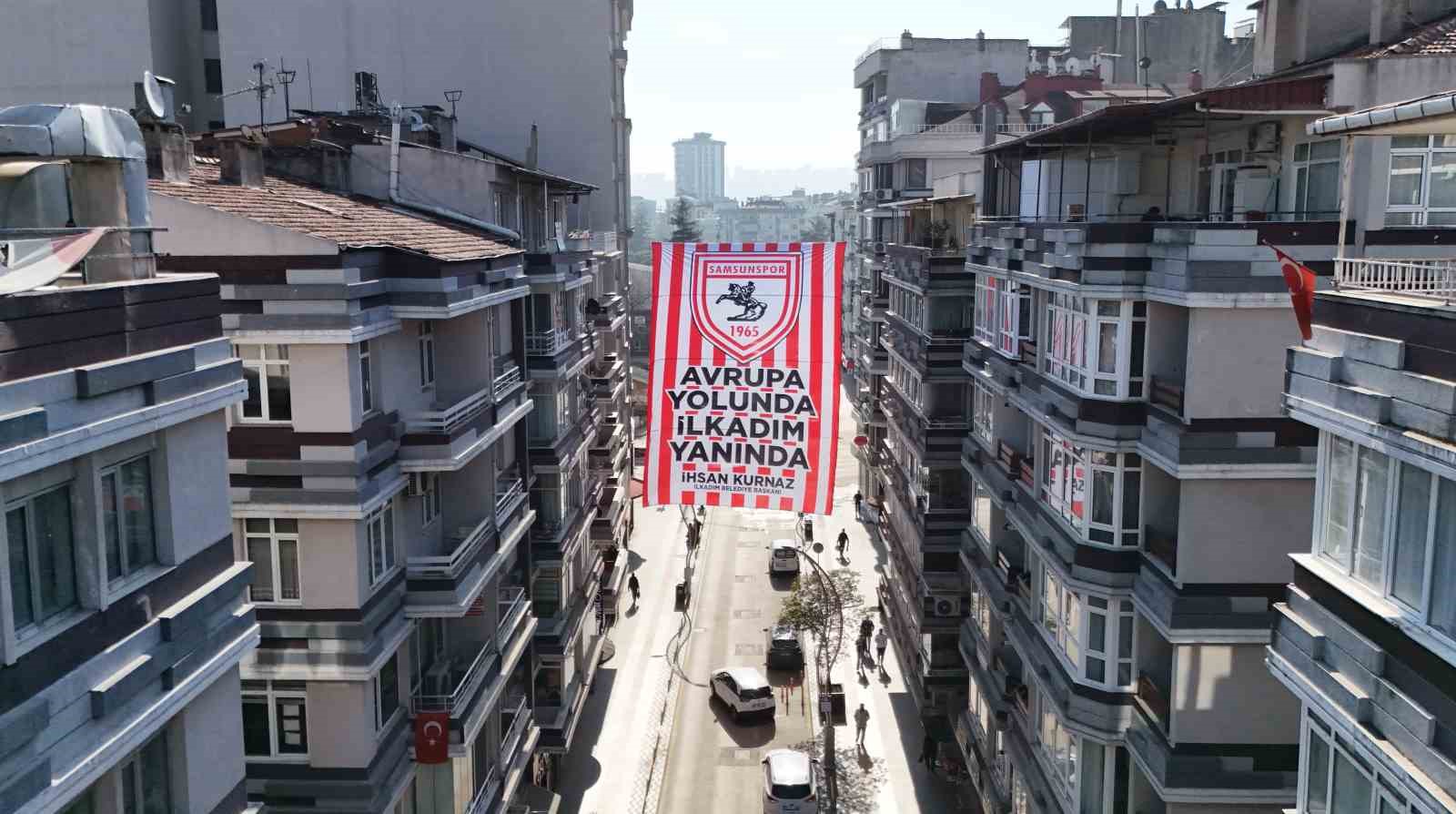 İlkadım’dan Samsunspor’a Avrupa yolunda bayraklı destek