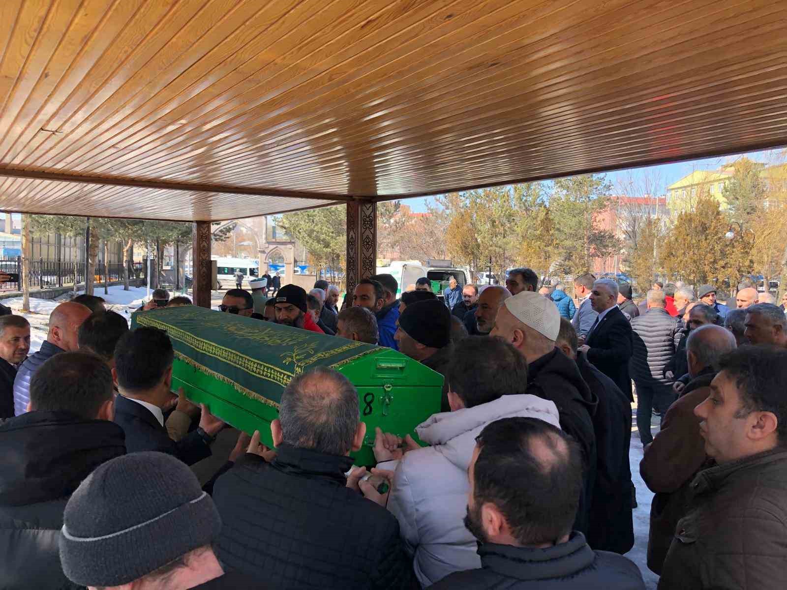 Uşun ailesinin acı g&uuml;n&uuml;
