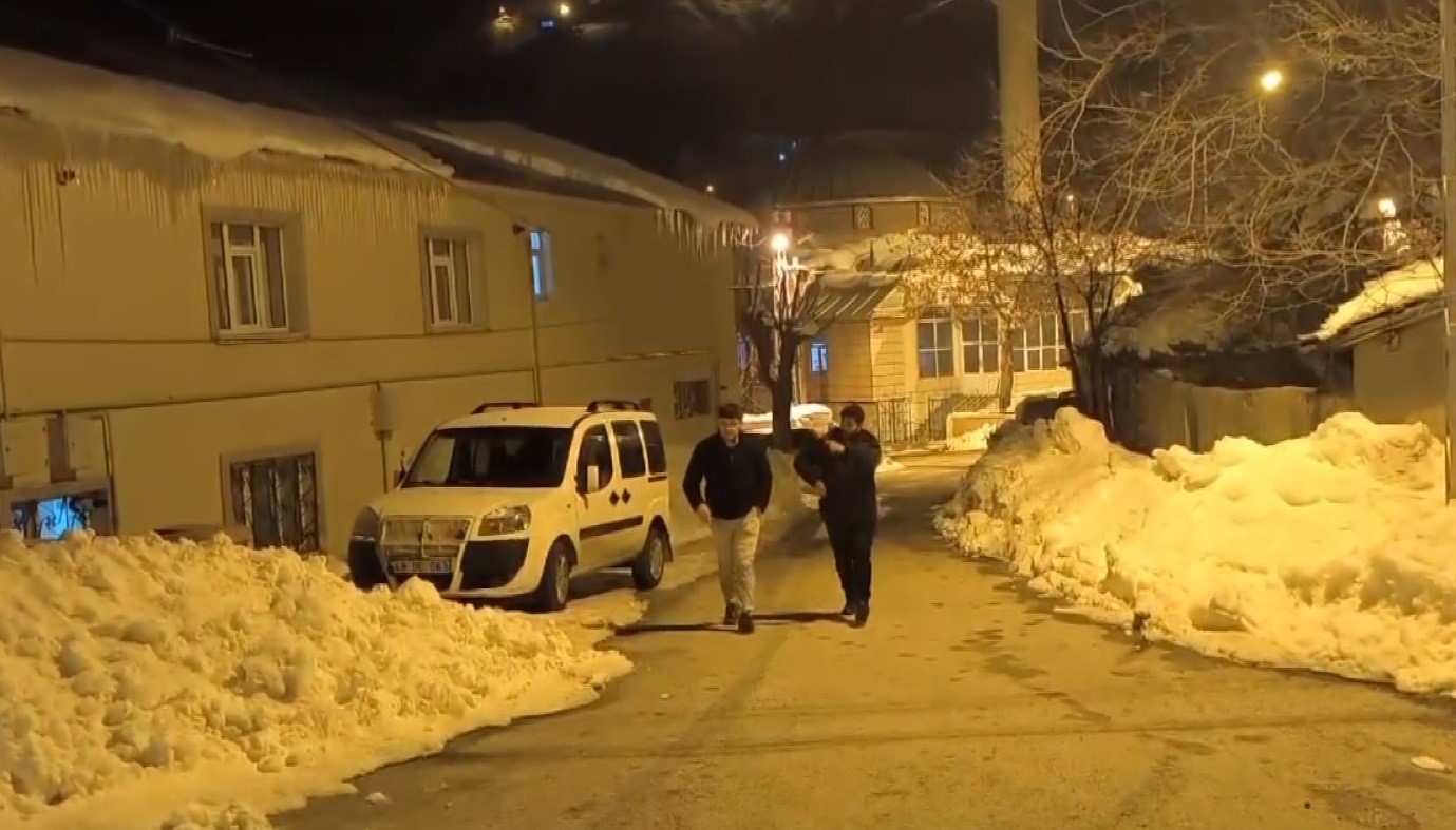 İyilik Ailesi Platformu&rsquo;ndan Ramazan ayında g&ouml;n&uuml;lleri ısıtan yardım
