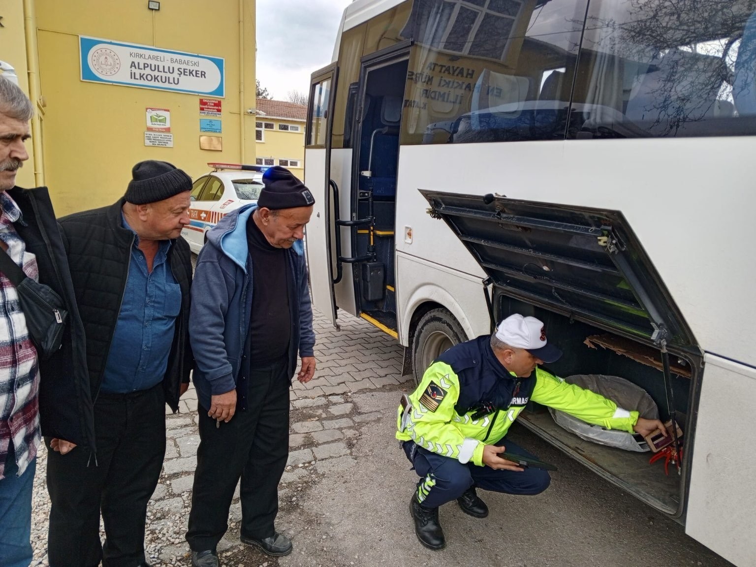 Kırklareli&rsquo;nde okul servisleri denetlendi
