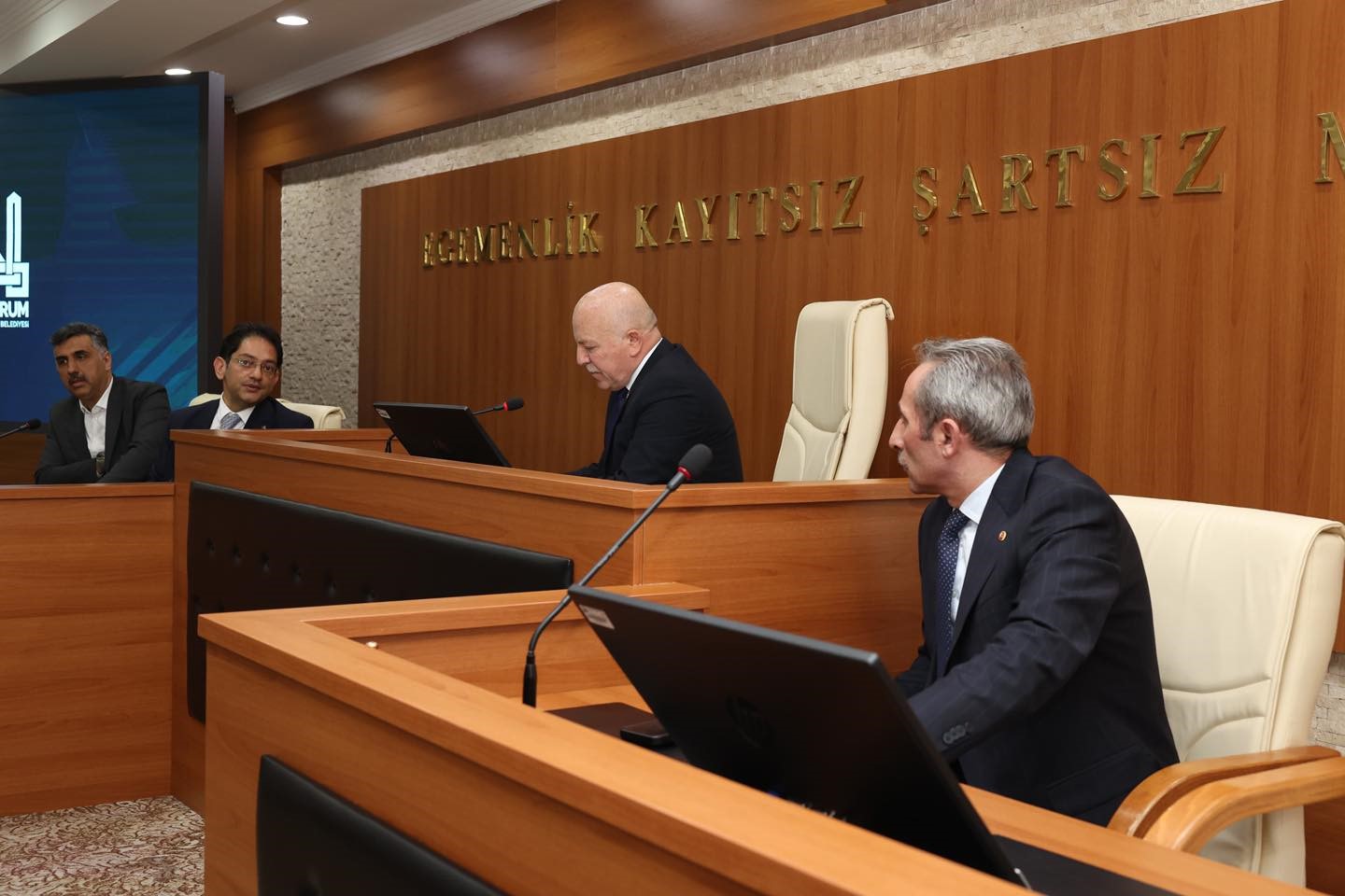 Başkan Sekmen; "&Uuml;reticilerimize her t&uuml;rl&uuml; desteği sağlıyoruz"
