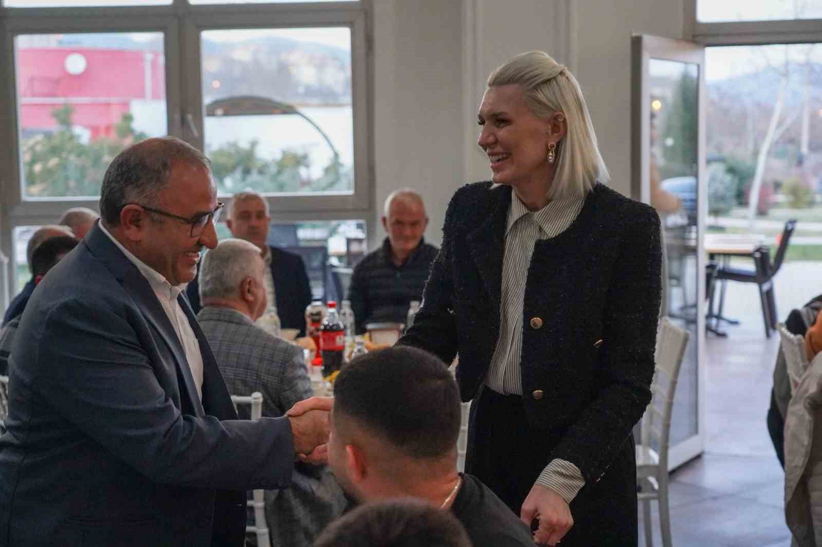 Başkan Subaşı, dernek temsilcileri, muhtarlar ve basın mensuplarıyla iftarda buluştu
