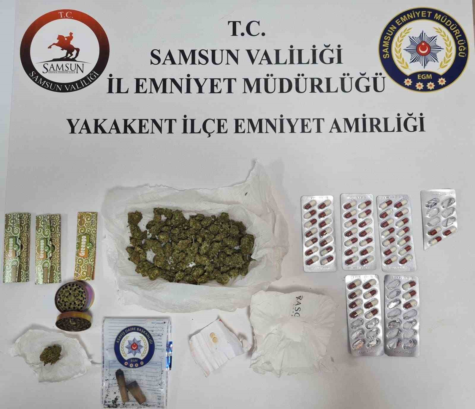Samsun’da araçta zulalanan uyuşturucu ele geçti: 5 gözaltı