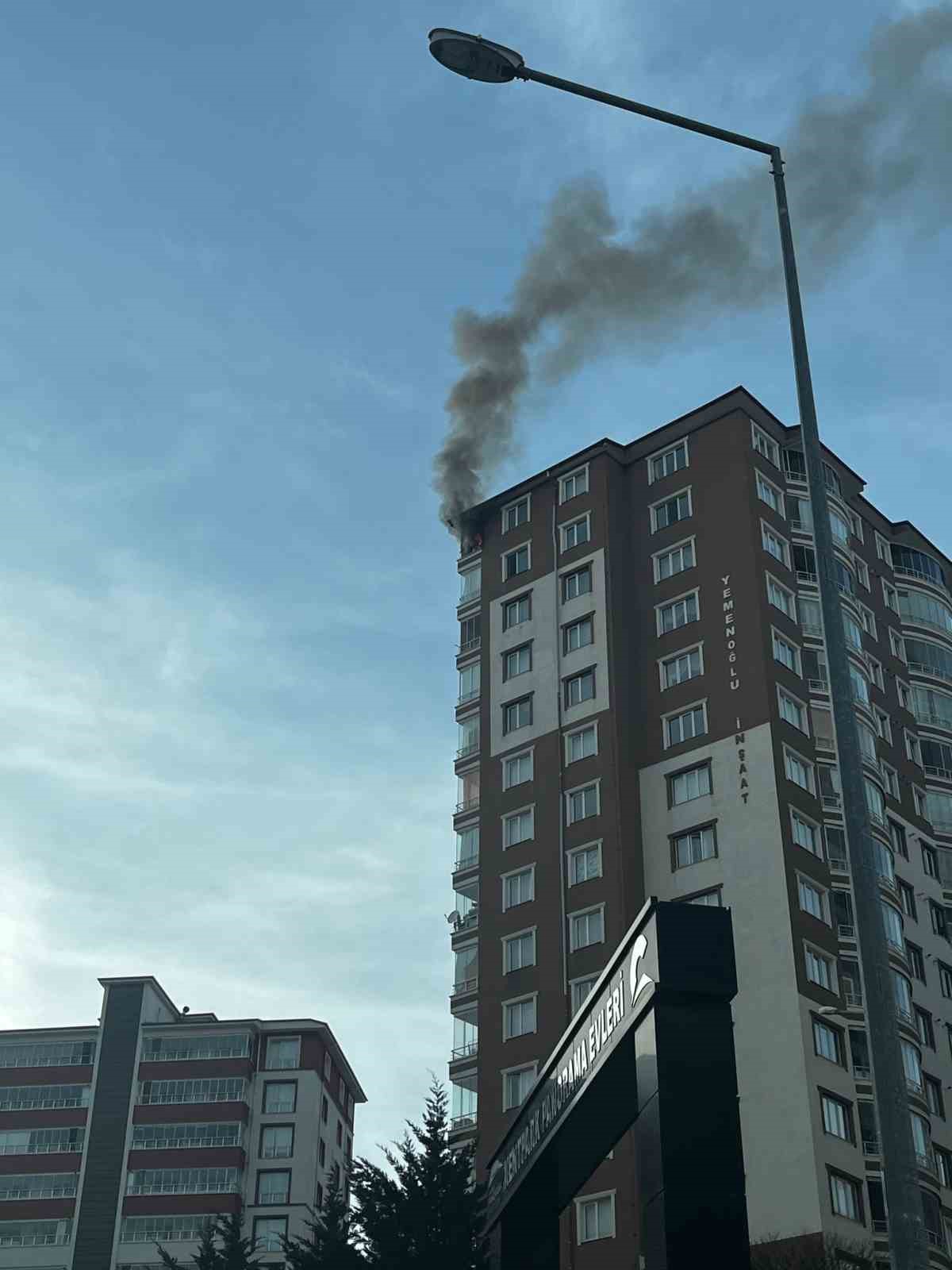 Yozgat’ta 17. katta çıkan yangın paniğe neden oldu
