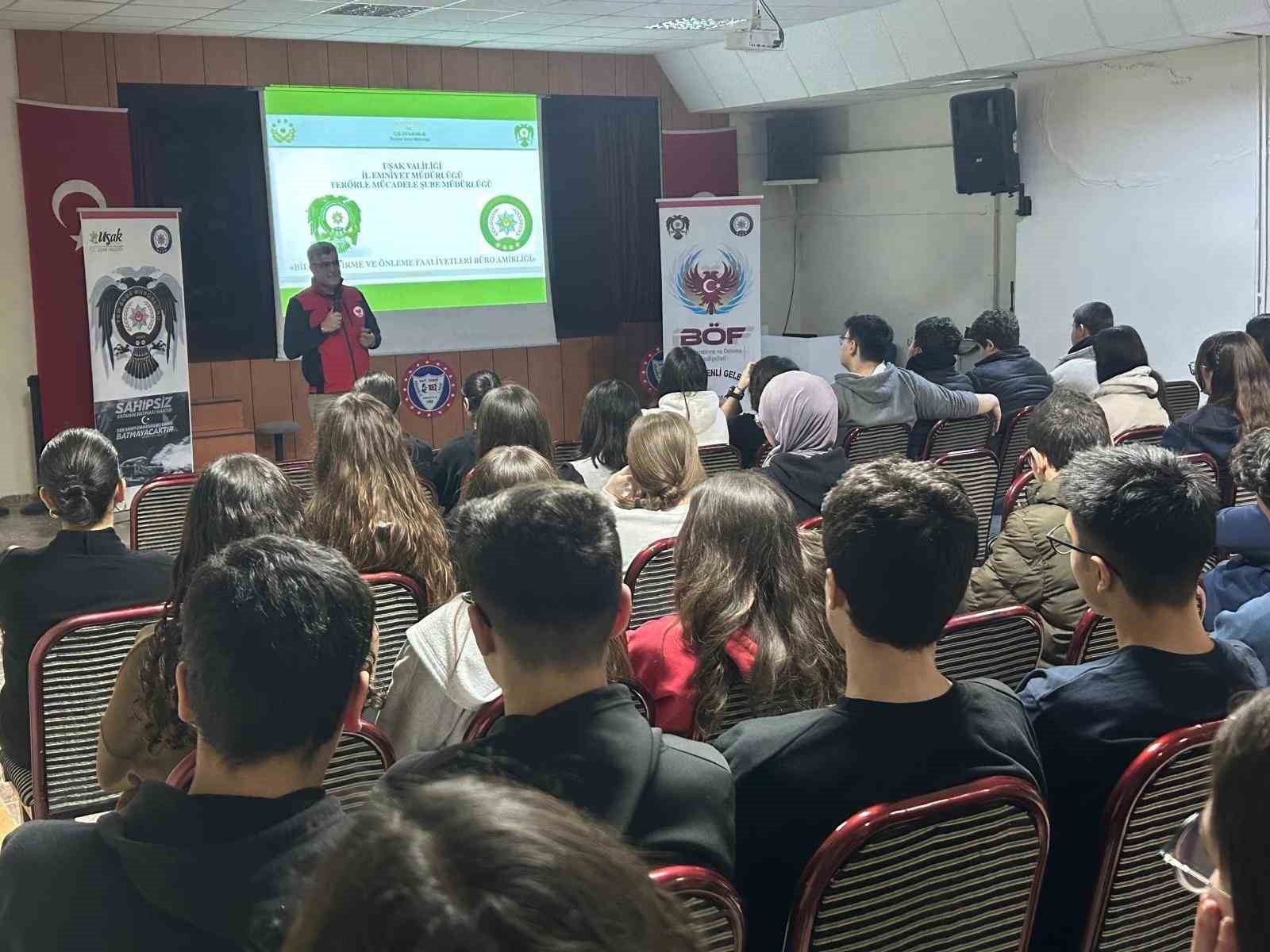 Uşak&rsquo;ta &lsquo;Gen&ccedil;lik ve G&uuml;venli Gelecek&rsquo; projesi
