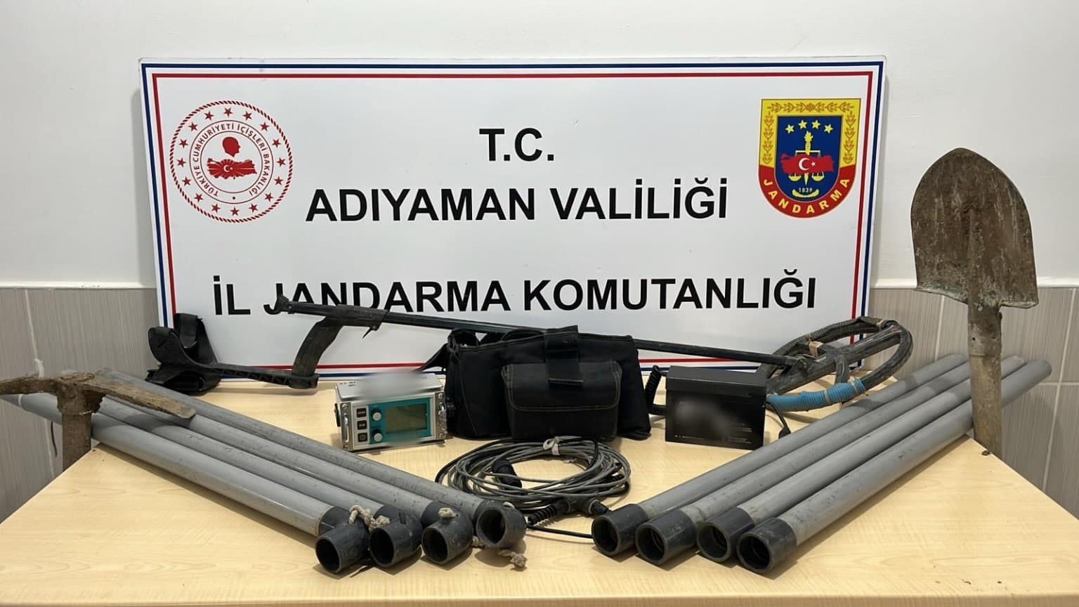 Adıyaman’da sit alanında define arayan 3 şahıs yakalandı