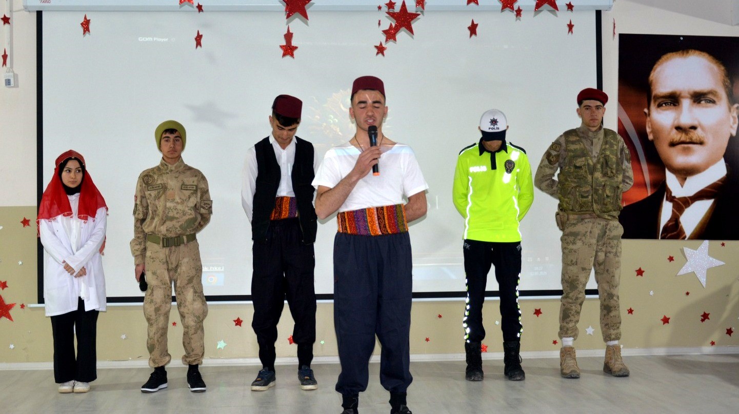 Tercan’da İstiklal Marşının Kabulü ve Mehmet Akif Ersoy’u anma programı düzenlendi