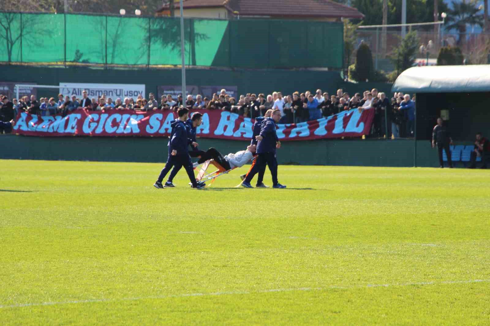 Fatih Tekke&rsquo;li Trabzonspor&rsquo;dan taraftara a&ccedil;ık antrenman
