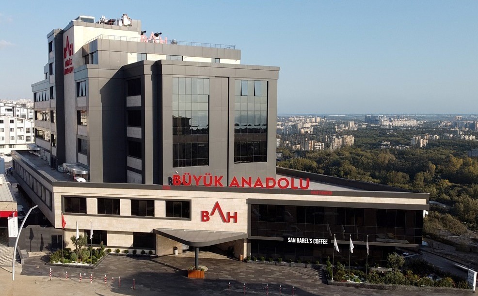 BAH Darıca Hastanesi, Sağlık Bakanlığı’nca ’Obezite Cerrahi Uygulama Merkezi Belgesi’ ile tescillendi