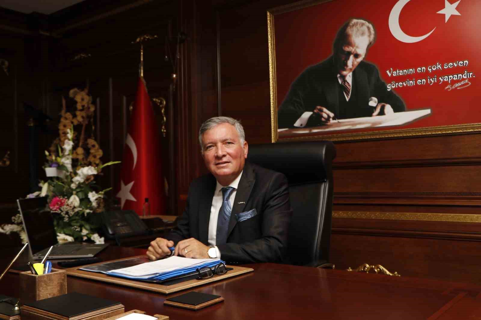 Başkan Kepenek, "İstiklal Marşı, bizim varoluş mücadelemizin, kahramanlık destanımızın ve vatan aşkımızın en güçlü ifadesidir"