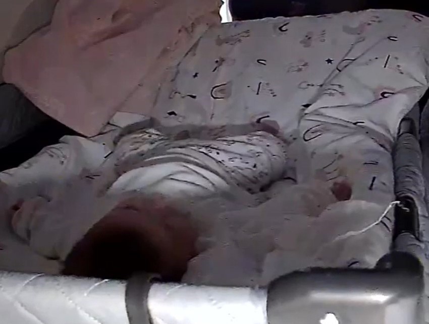 Hakkari’de Elsem bebek depreme böyle yakalandı