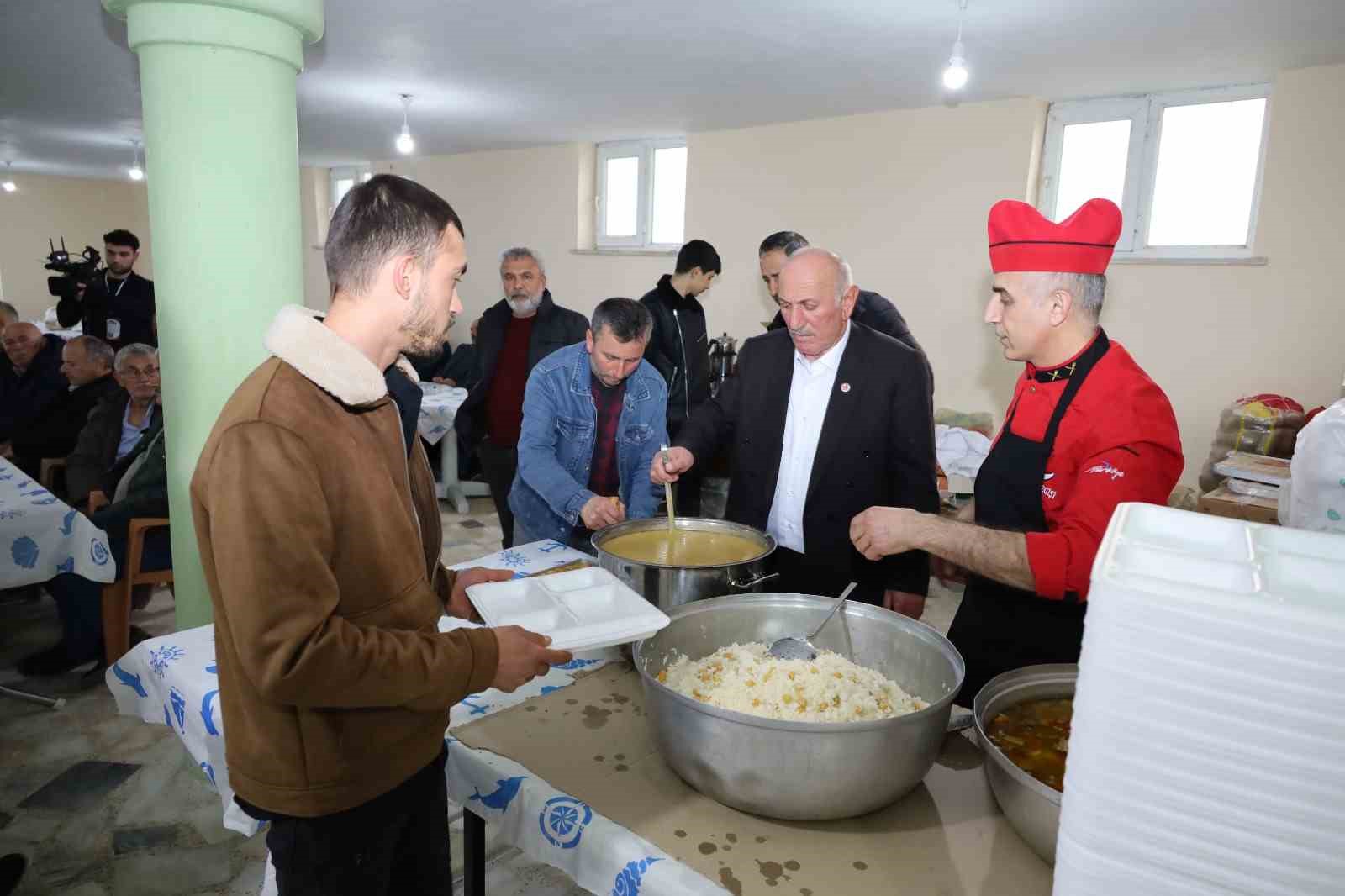 Bu mahallede evlerde iftar yapılmıyor