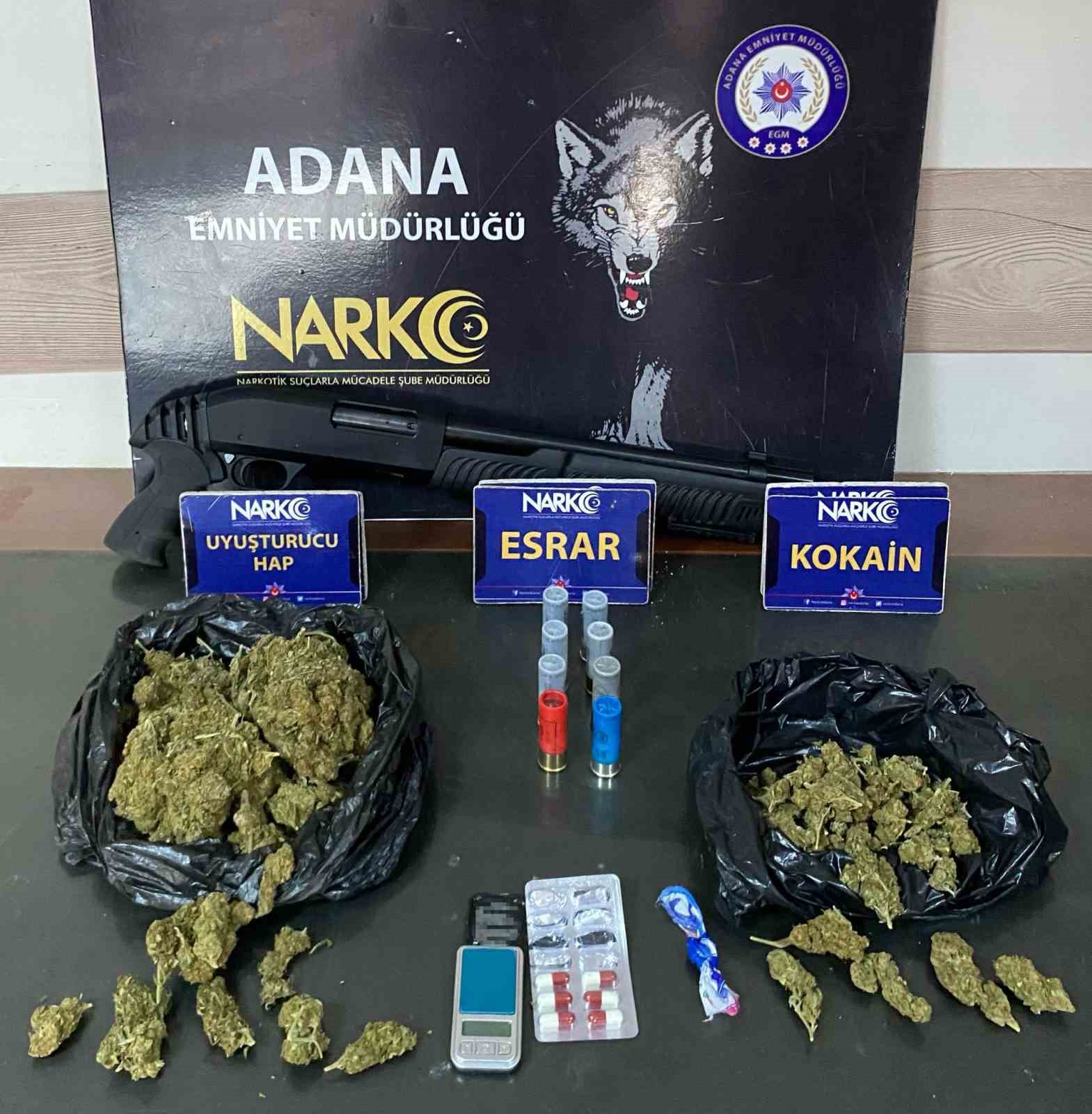 Ofisinde esrar yakalandı: "Kullanıyorum ama bu maddeler bana ait değil" savunması yaptı