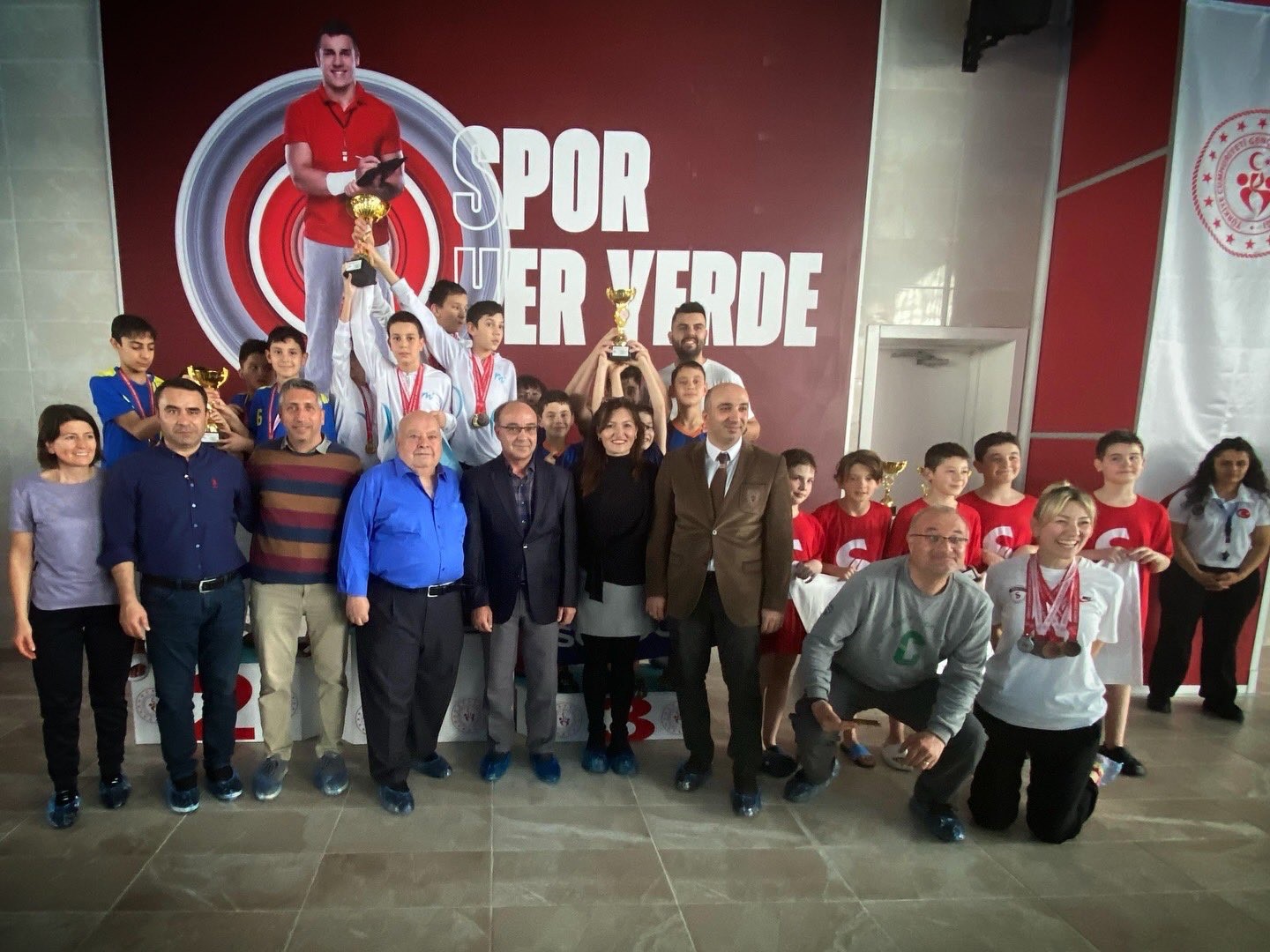 Okul Sporları Y&uuml;zme K&uuml;&ccedil;&uuml;kler İl Birinciliği m&uuml;sabakaları sona erdi
