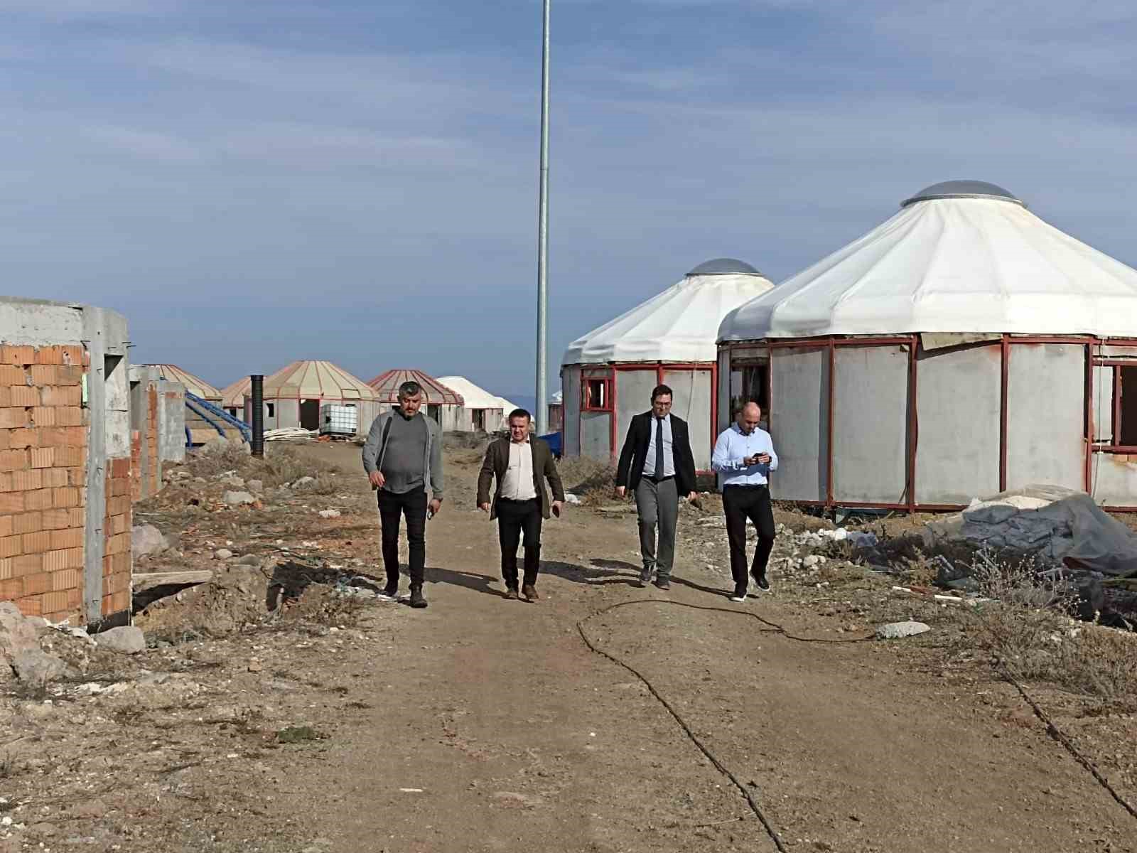 &lsquo;Ertuğrulgazi Gen&ccedil;lik Kampı ve Oba Tematik Parkı&rsquo; yerinde incelendi
