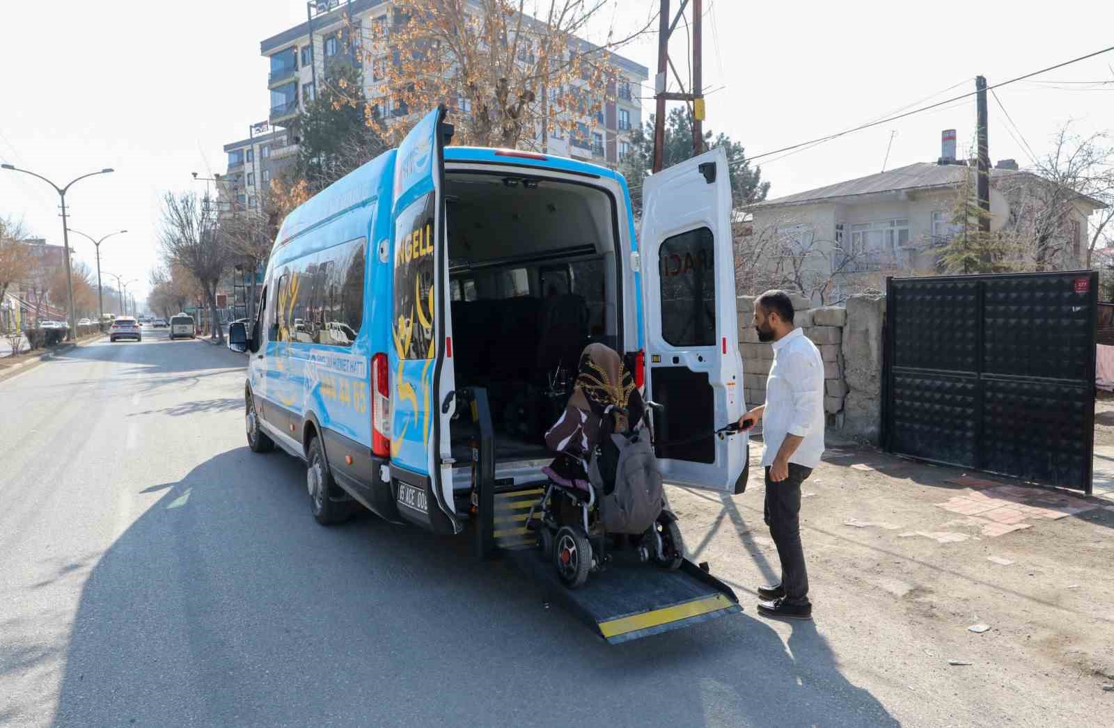 Van B&uuml;y&uuml;kşehir Belediyesi engellilerin sorunlarını ortadan kaldırıyor
