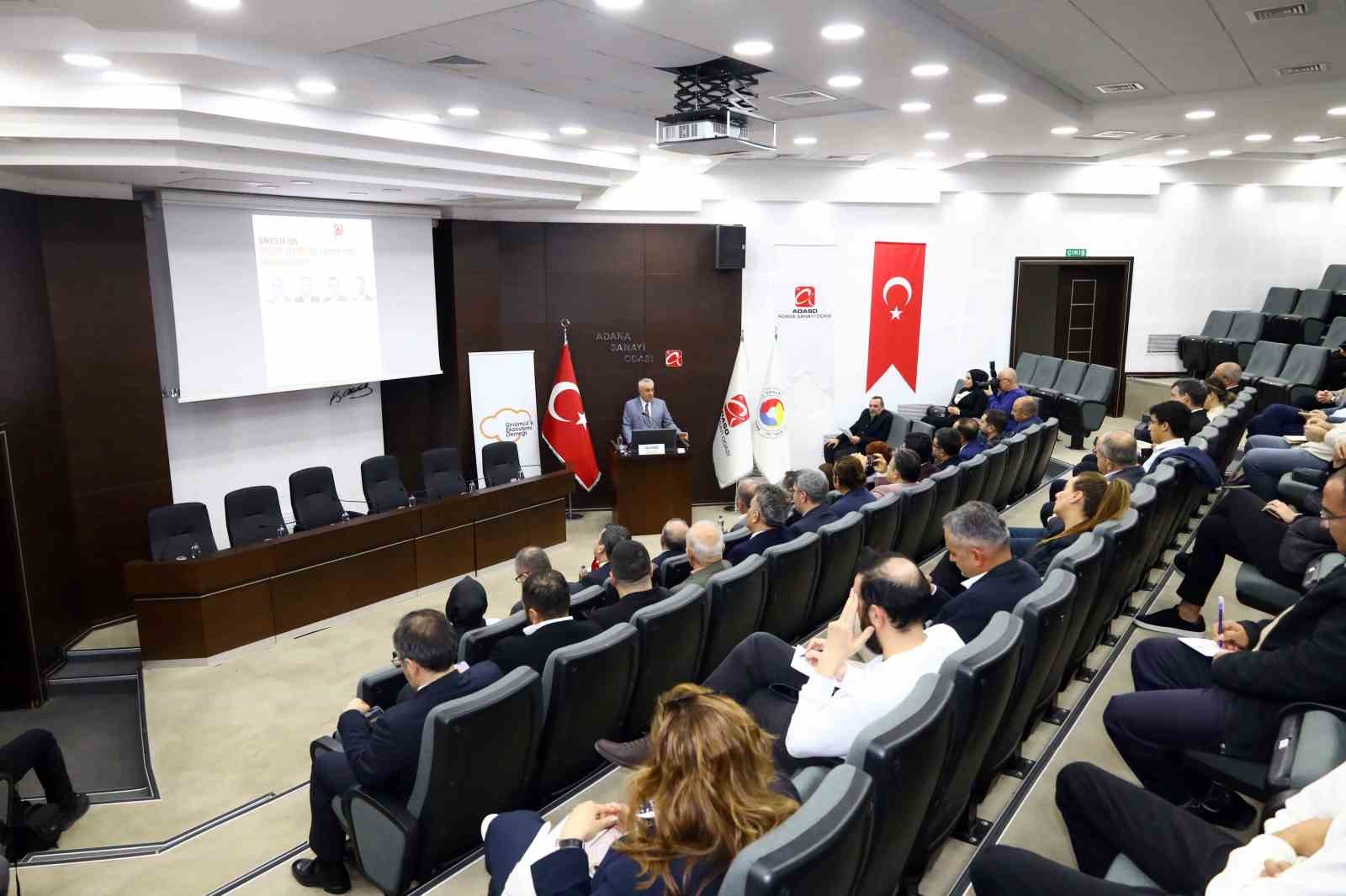 ADASO’da iş dünyasına girişim sermayesi yatırım fonu anlatıldı