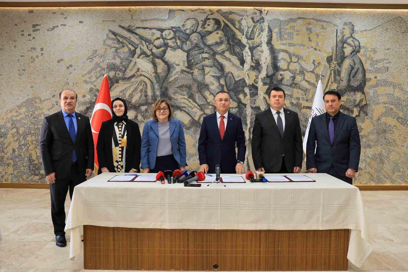 Gaziantep’te "Sağlıklı Yaşam, Bağımlılıkla Mücadele ve İzleme Merkezi" protokolü imzalandı