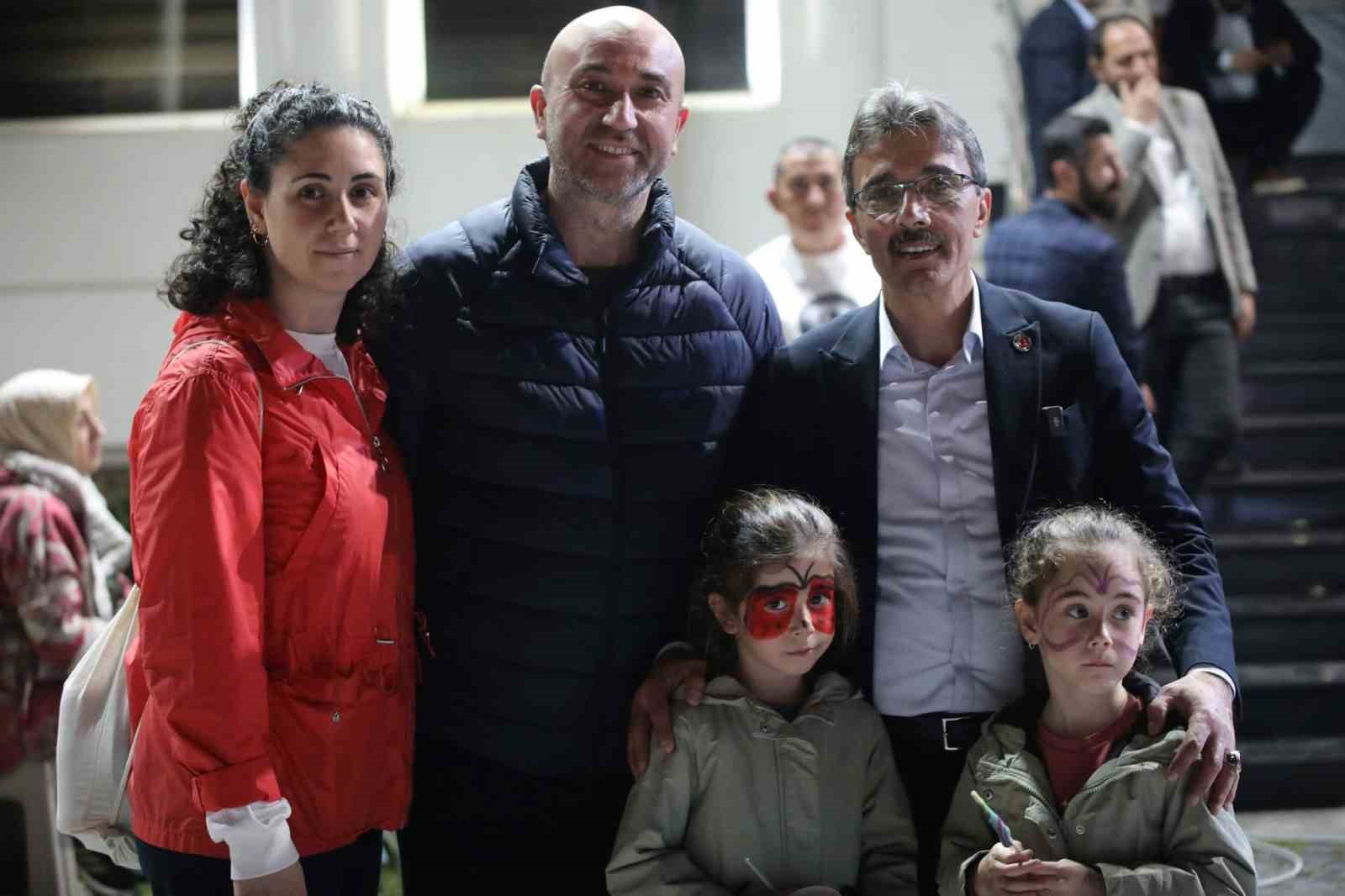 Ramazan şenlikleri Erenler&rsquo;de dolu dolu ge&ccedil;iyor
