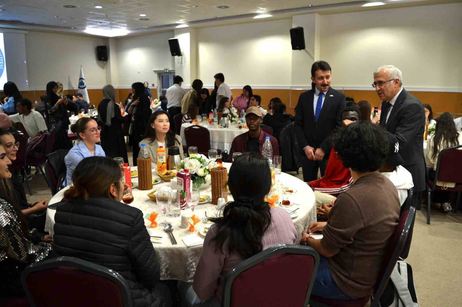 ESOG&Uuml; T&Ouml;MER&rsquo;den uluslararası &ouml;ğrencilere iftar
