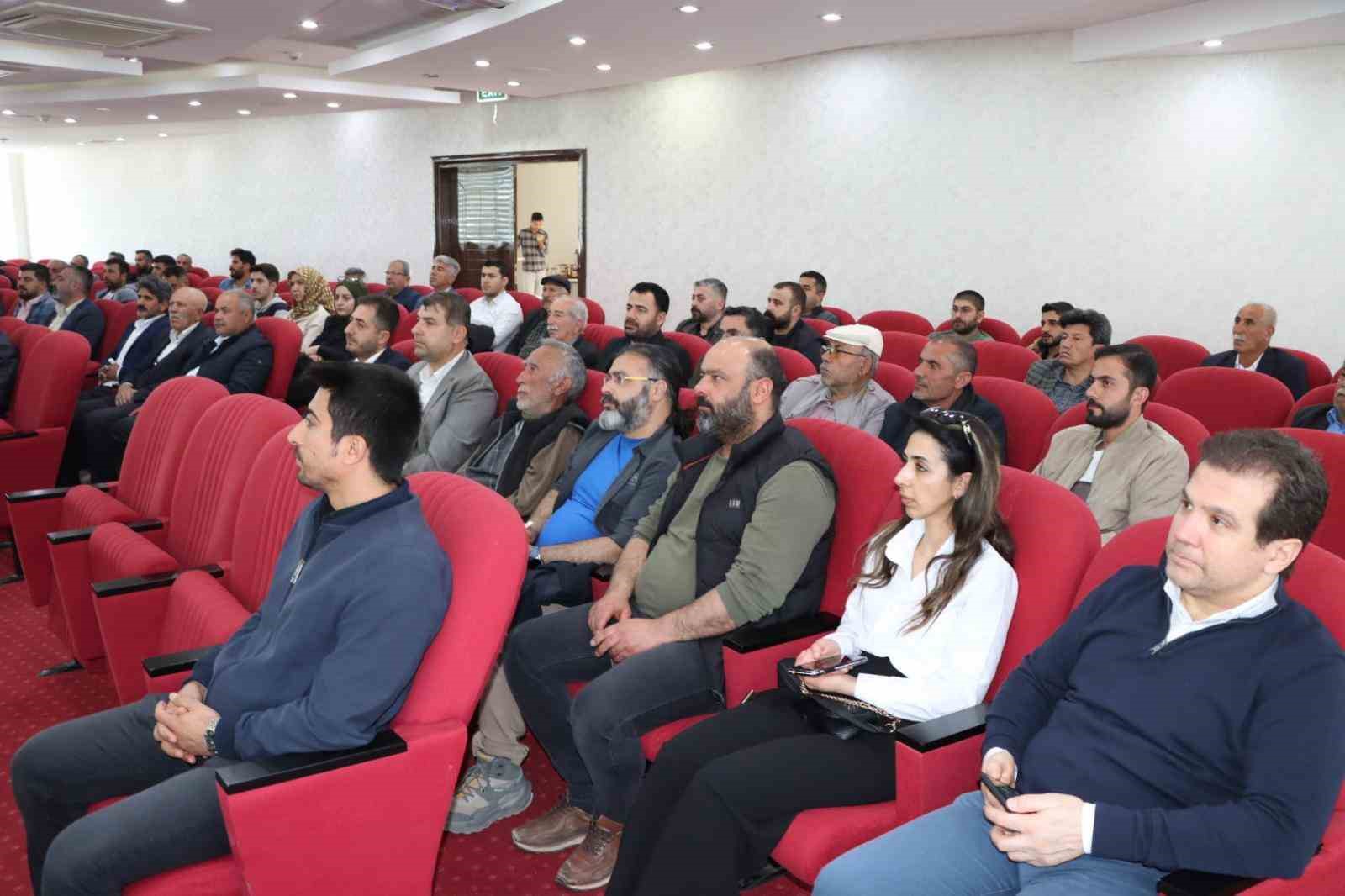 Kırsal kalkınma yatırımları tanıtım toplantısı ger&ccedil;ekleştirildi
