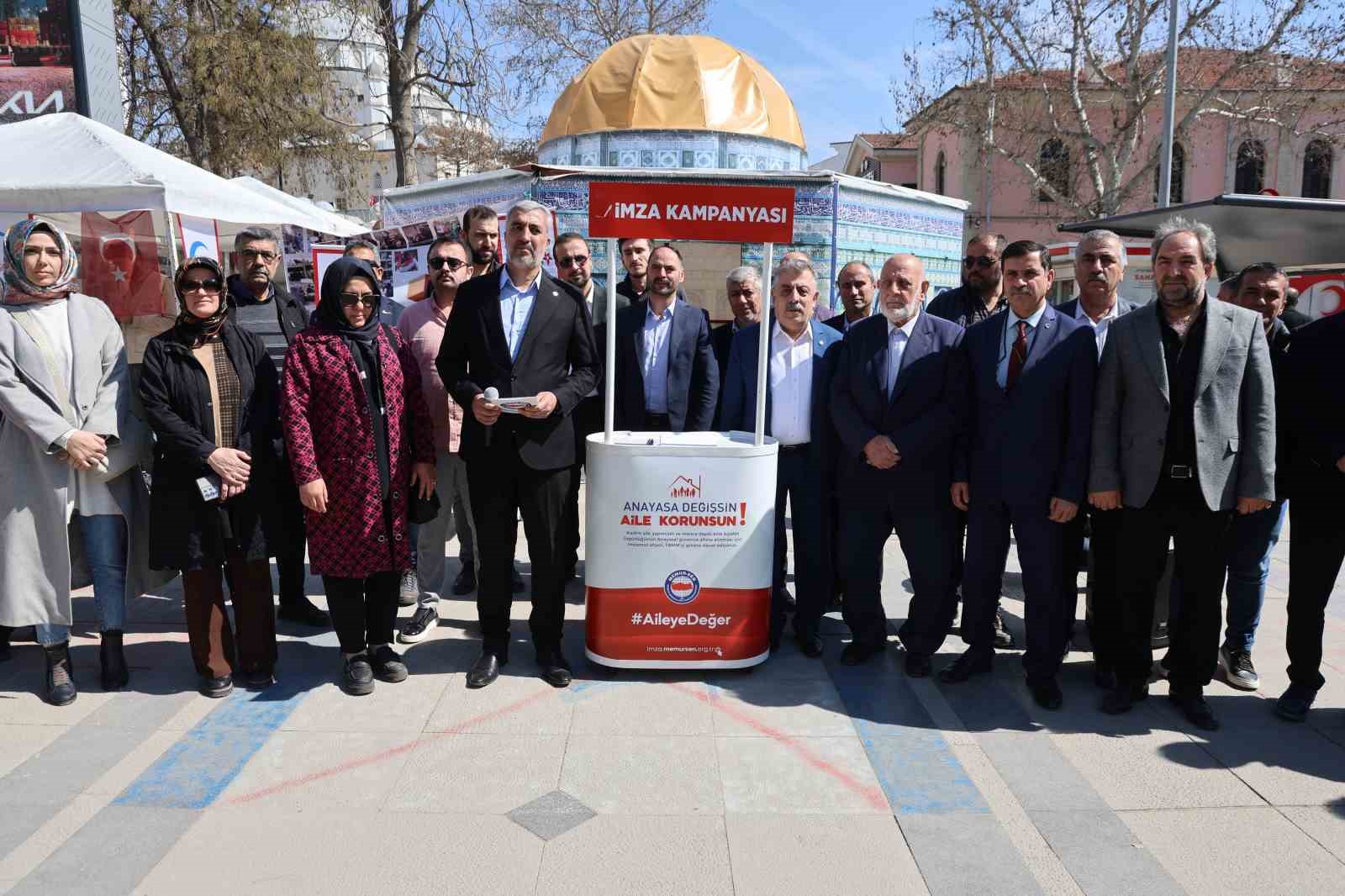 Elazığ’da ’Anayasa Değişsin, Aile Korunsun’ kampanyası