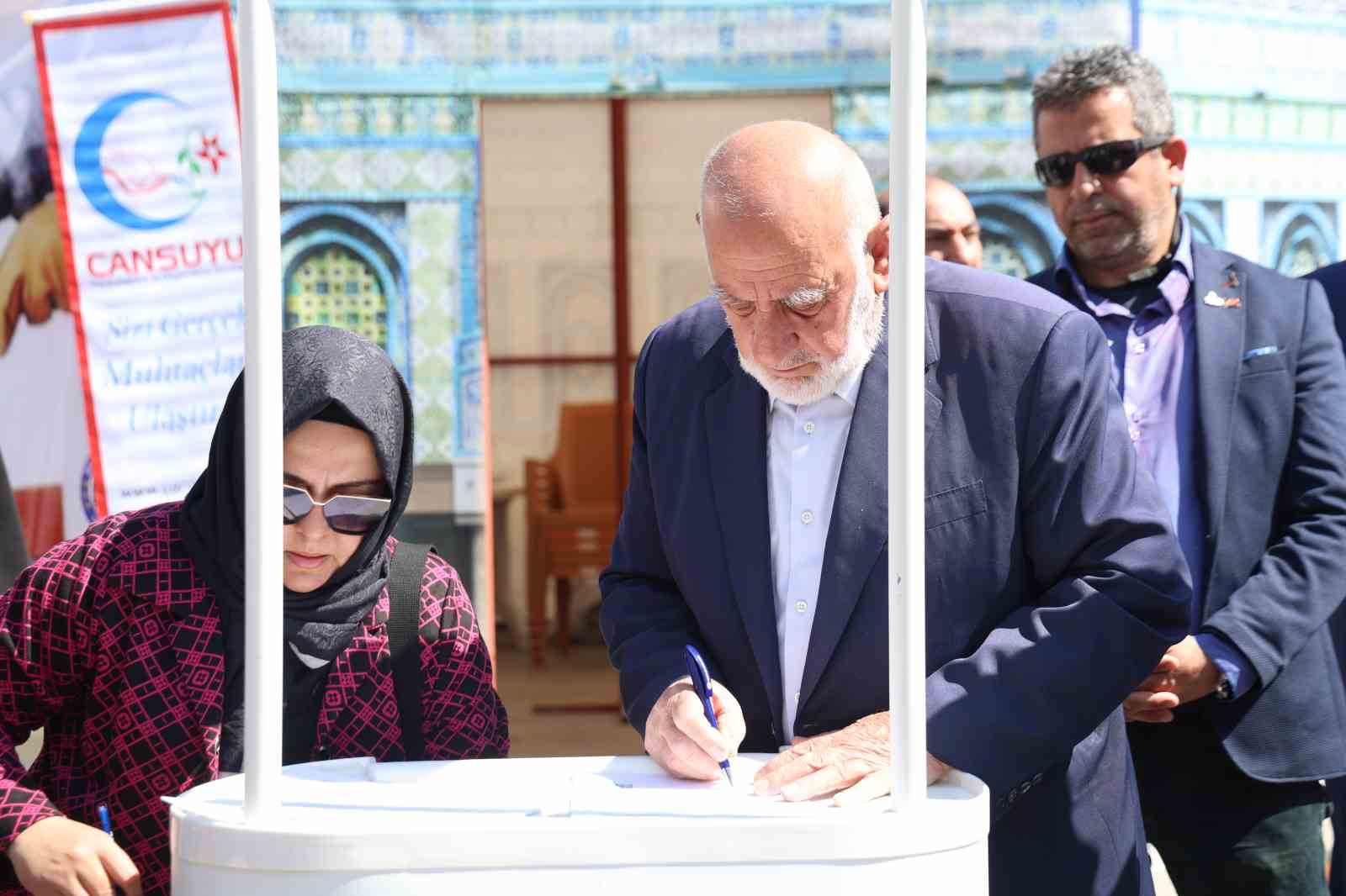 Elazığ’da ’Anayasa Değişsin, Aile Korunsun’ kampanyası