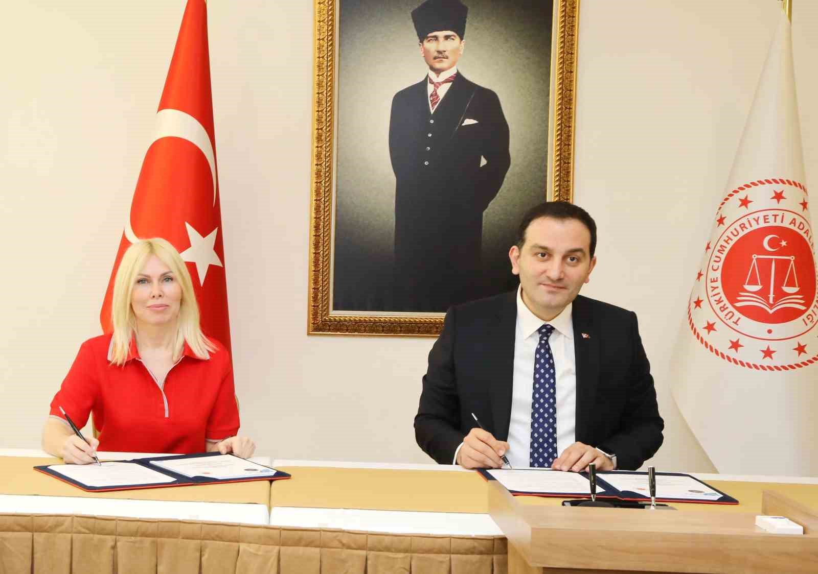 Antalya Cumhuriyet Başsavcılığı ile Akdeniz &Uuml;niversitesi arasında iş birliği protokol&uuml; imzalandı
