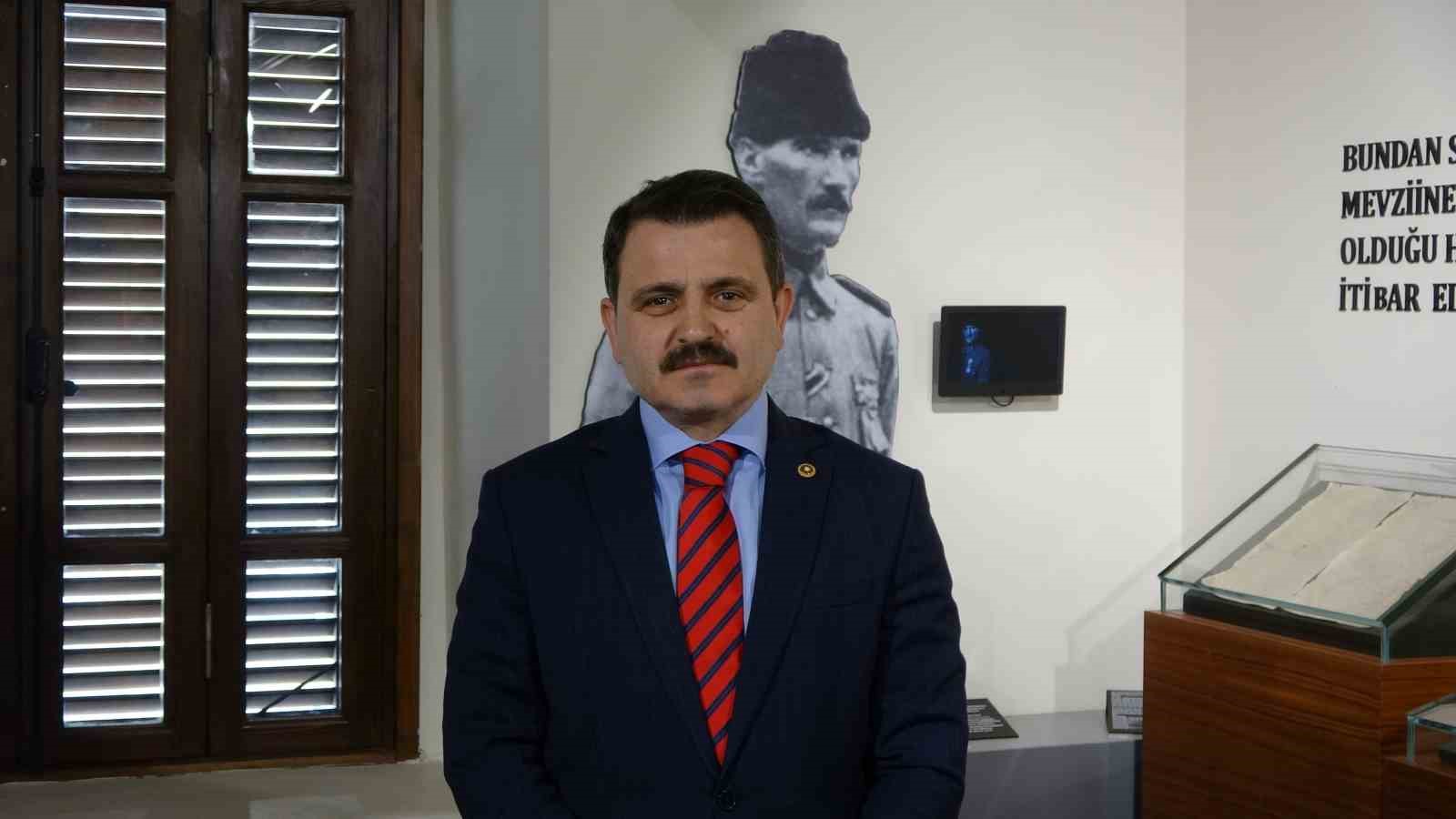 "Şehit Bilgi Kapısı" ile &Ccedil;anakkale kahramanlarının hikayeleri g&uuml;n y&uuml;z&uuml;ne &ccedil;ıkıyor
