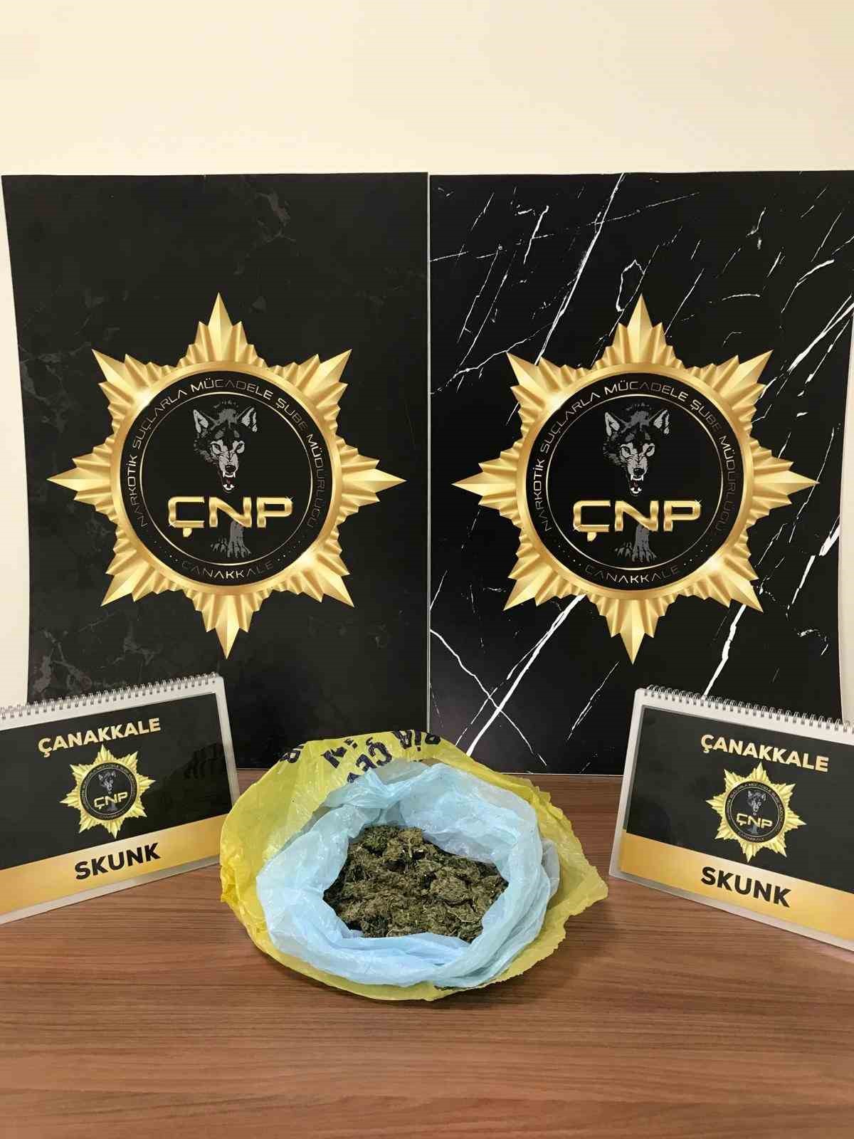 Çanakkale’de 12 yıl 6 ay hapis cezasıyla aranan şahıs yakalandı