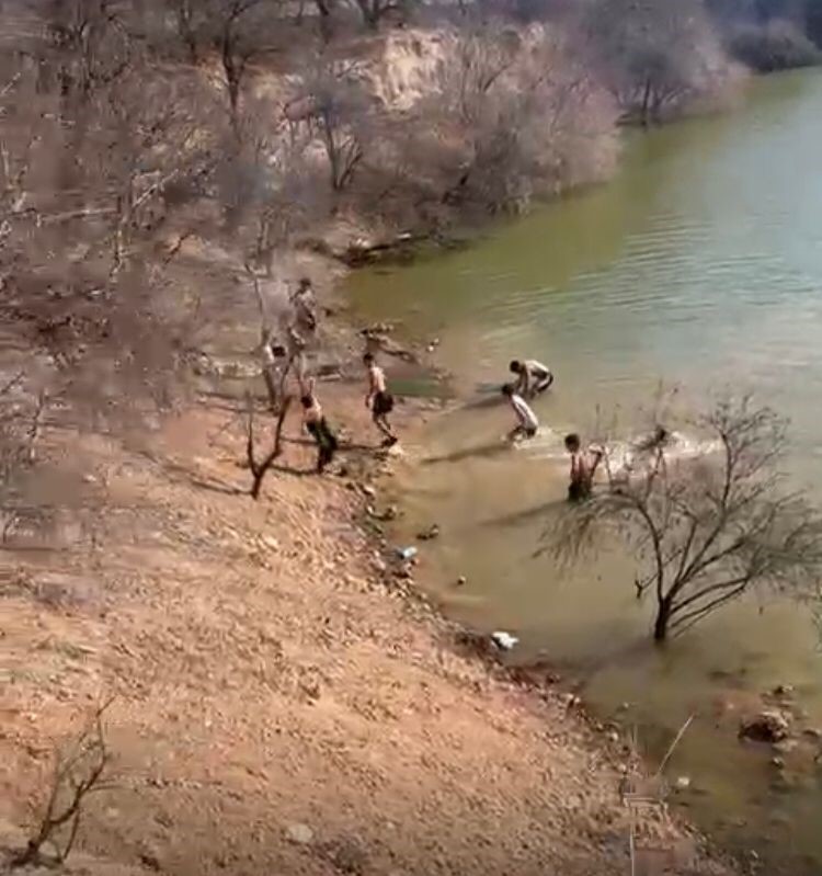 Malatya&rsquo;da &ccedil;ocuklar sıcak havanın tadını &ccedil;ıkardı
