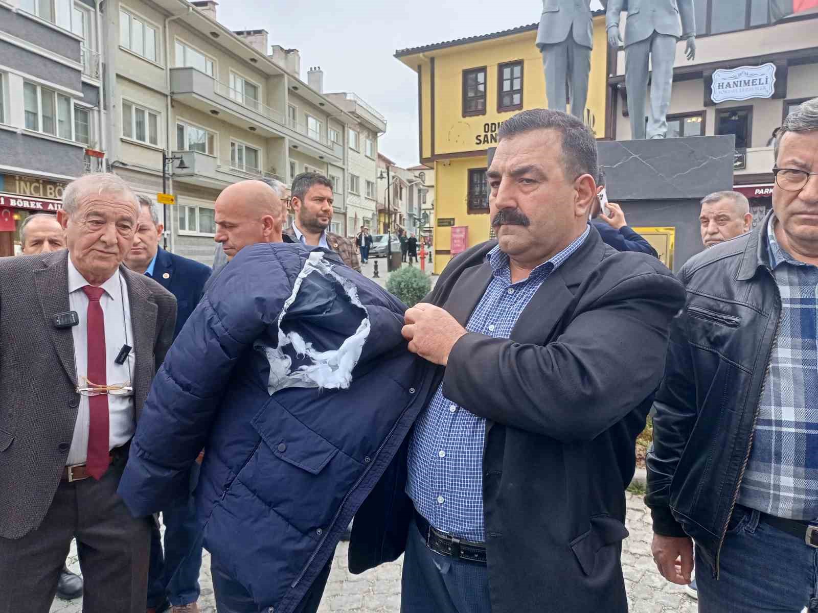 Muhtarlar Derneği&rsquo;nden darp edilen muhtara destek
