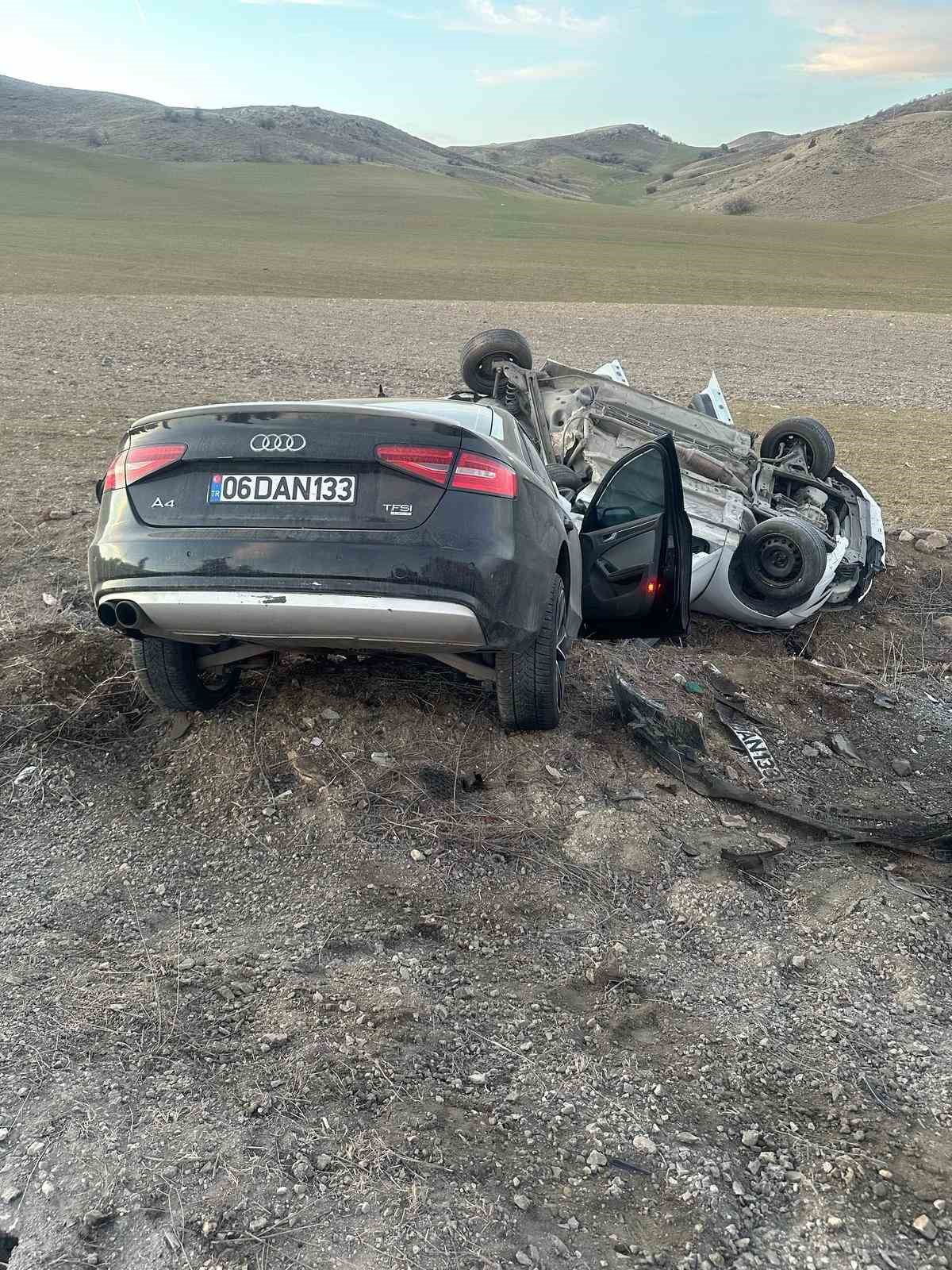 Ankara-Bala yolunda kaza: 1 &ouml;l&uuml;, 1 yaralı
