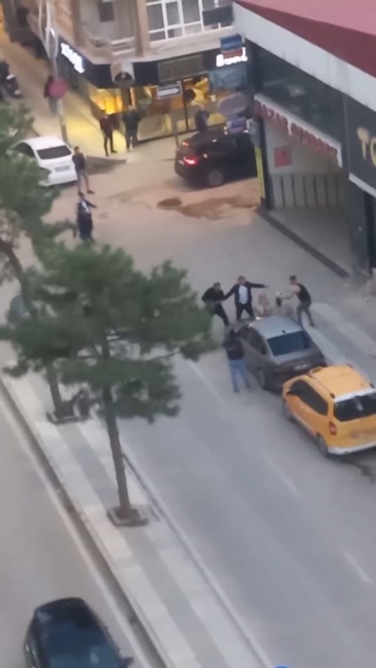 Elazığ’da iftar vakti bıçaklı kavga: 1 yaralı