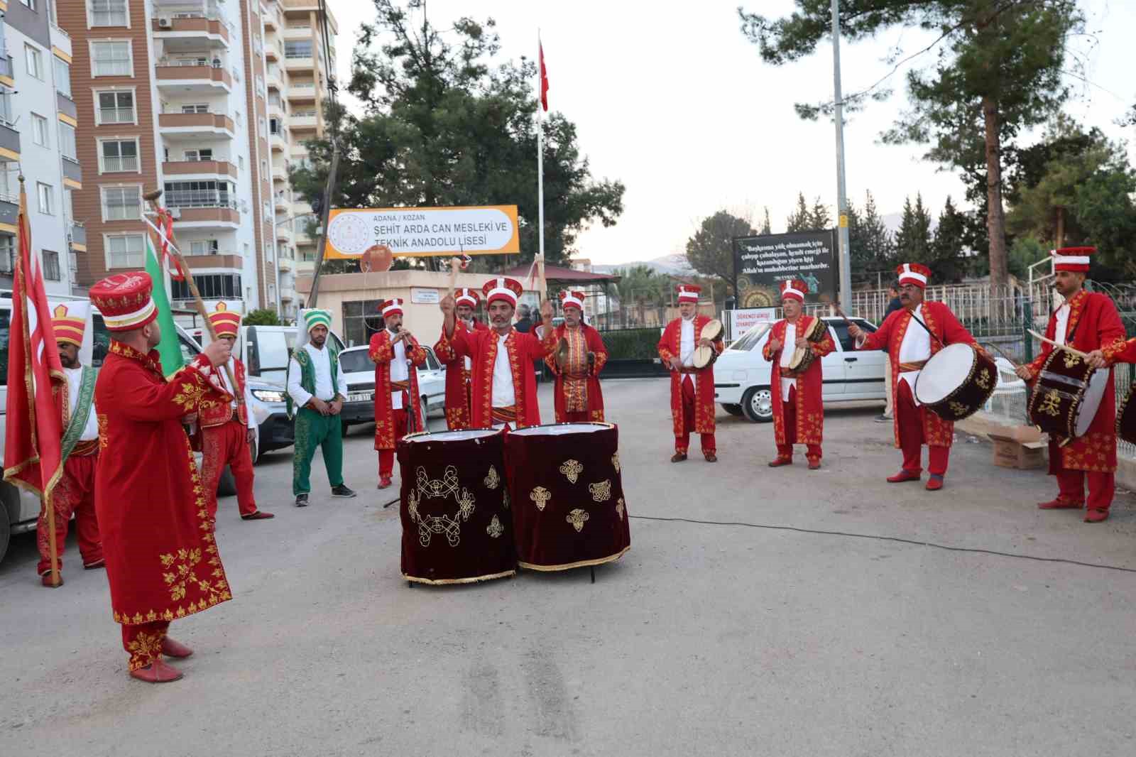 Adana Kozan’da Ülkü Ocakları yeni hizmet binası açıldı 