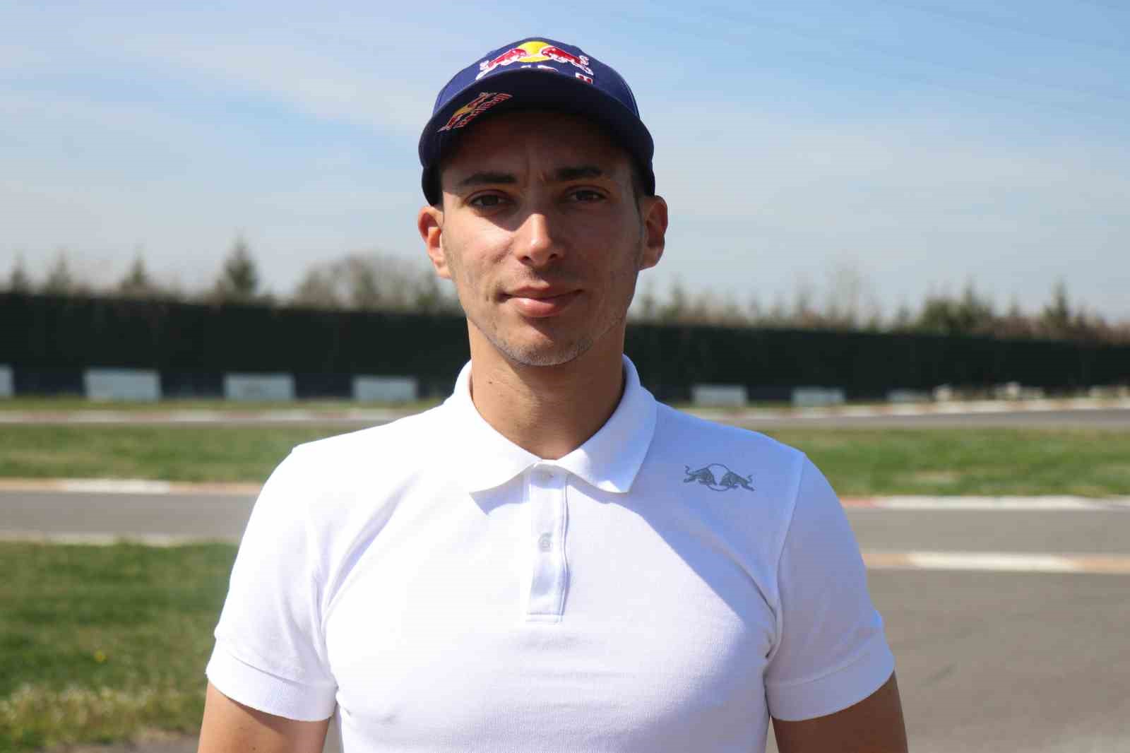 Toprak Razgatlıoğlu: "Bu yarışlar artık Ducati Cup gibi oluyor"