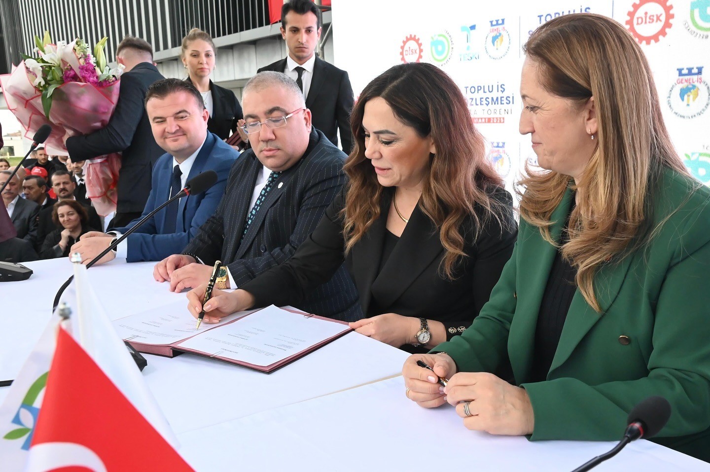 Tekirdağ Büyükşehir Belediyesi’nde en düşük ücret 43 bin 69 TL oldu