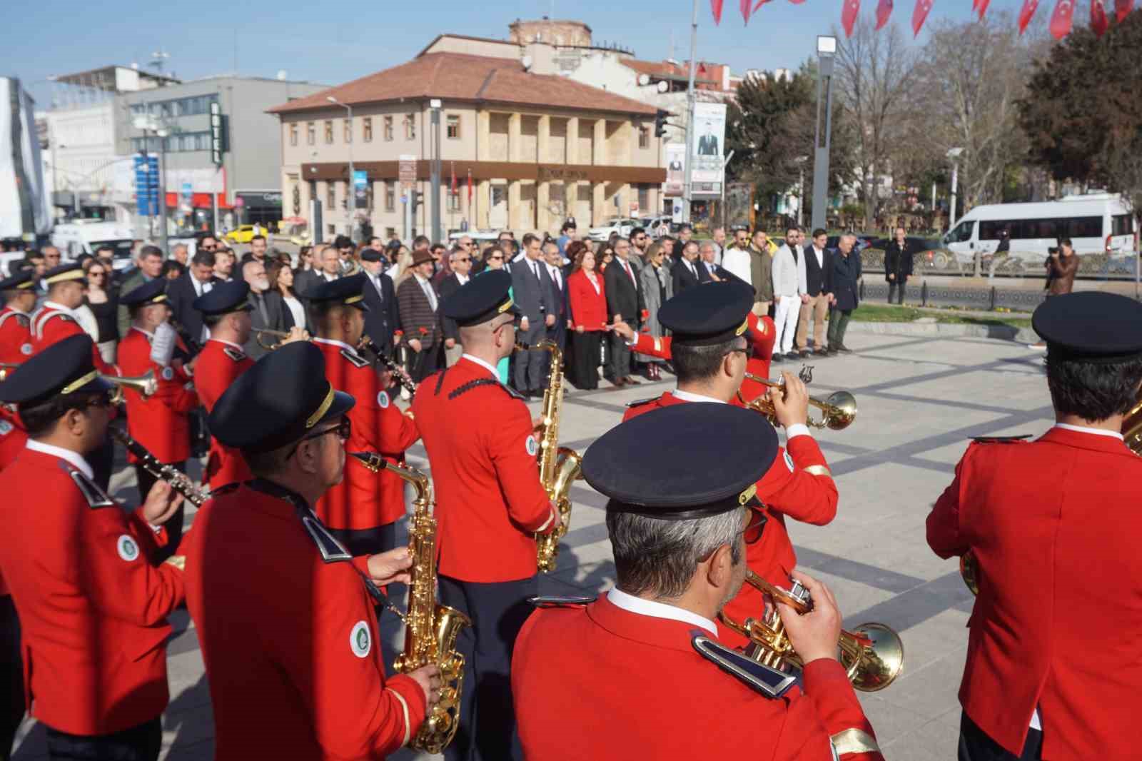 Edirne’de 14 Mart Tıp Bayramı dolayısıyla tören düzenlendi