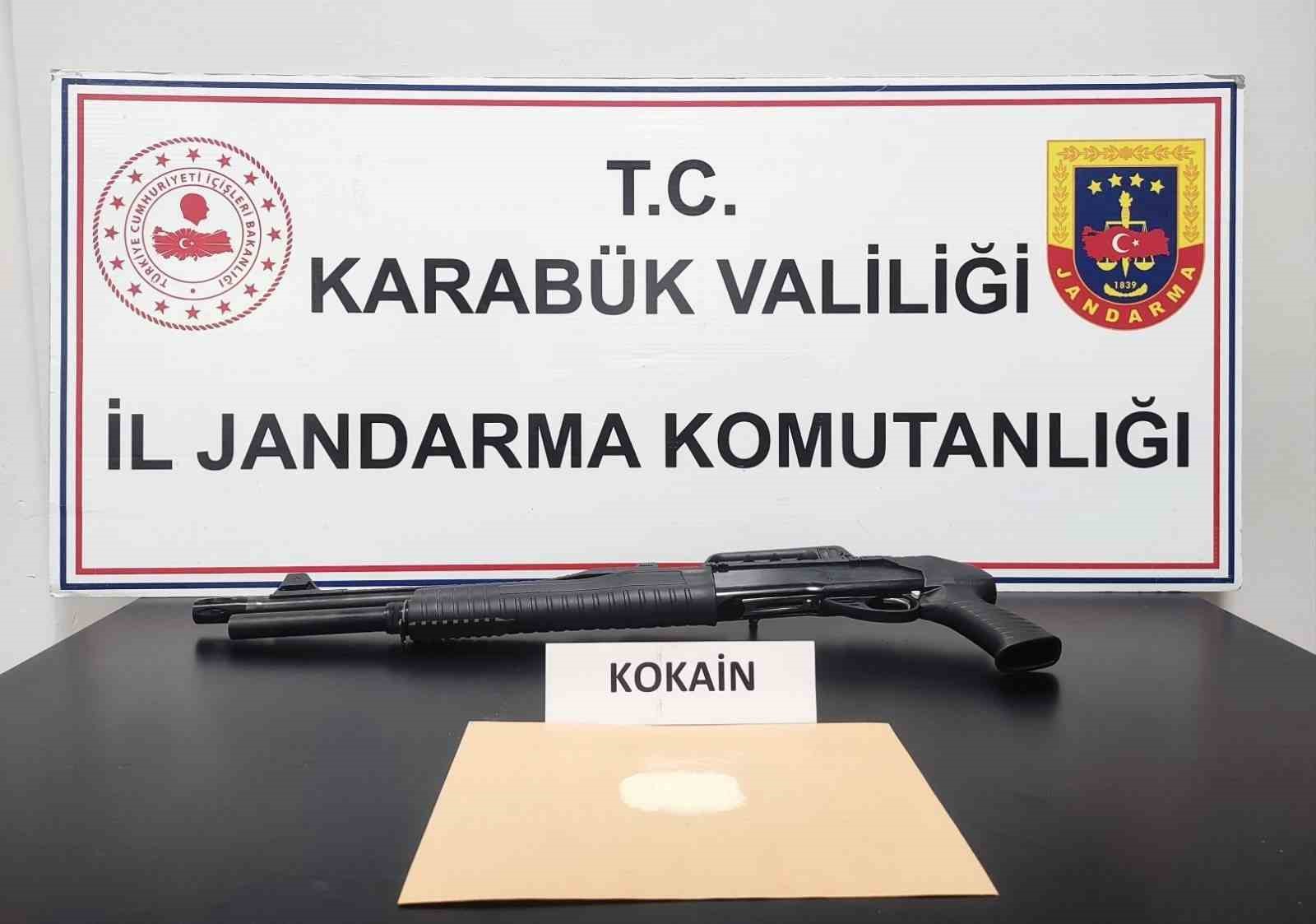 Karabük’te uyuşturucu operasyonu: 2 gözaltı
