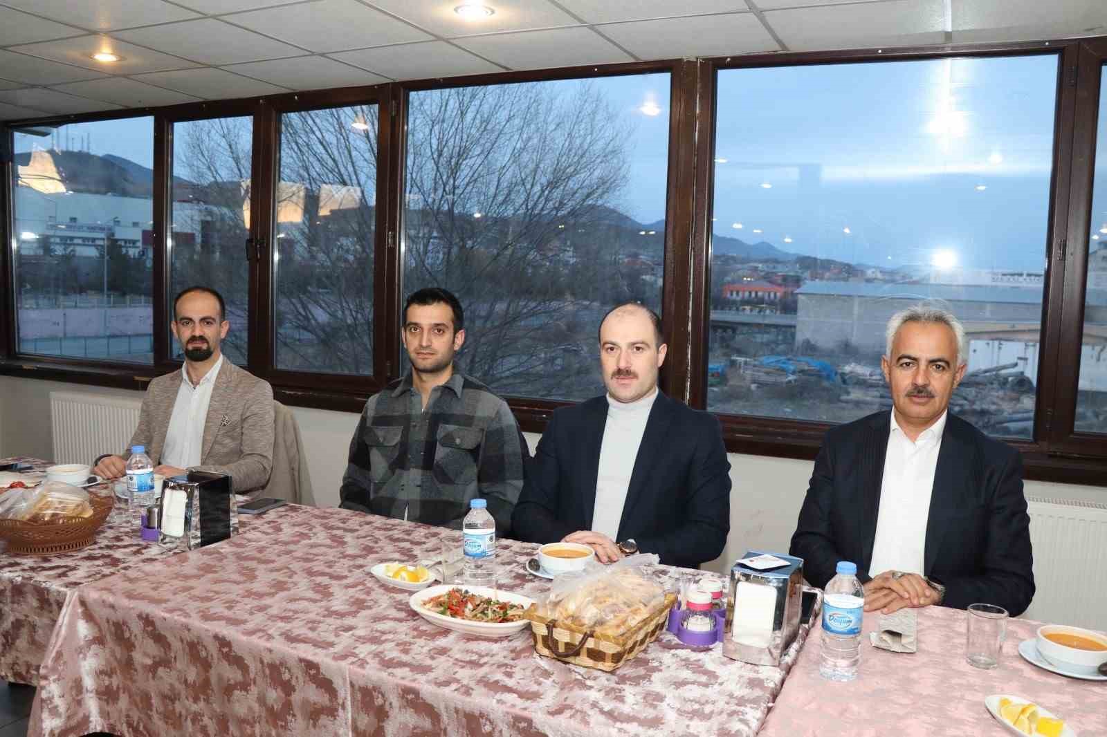 Doktorlarla iftarda buluşma
