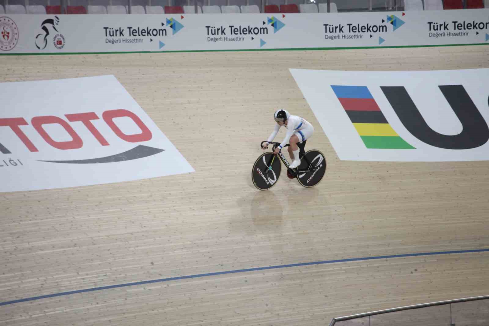 2025 UCI Pist Bisikleti Uluslar Kupası&rsquo;nda 2. g&uuml;n yarışları başladı
