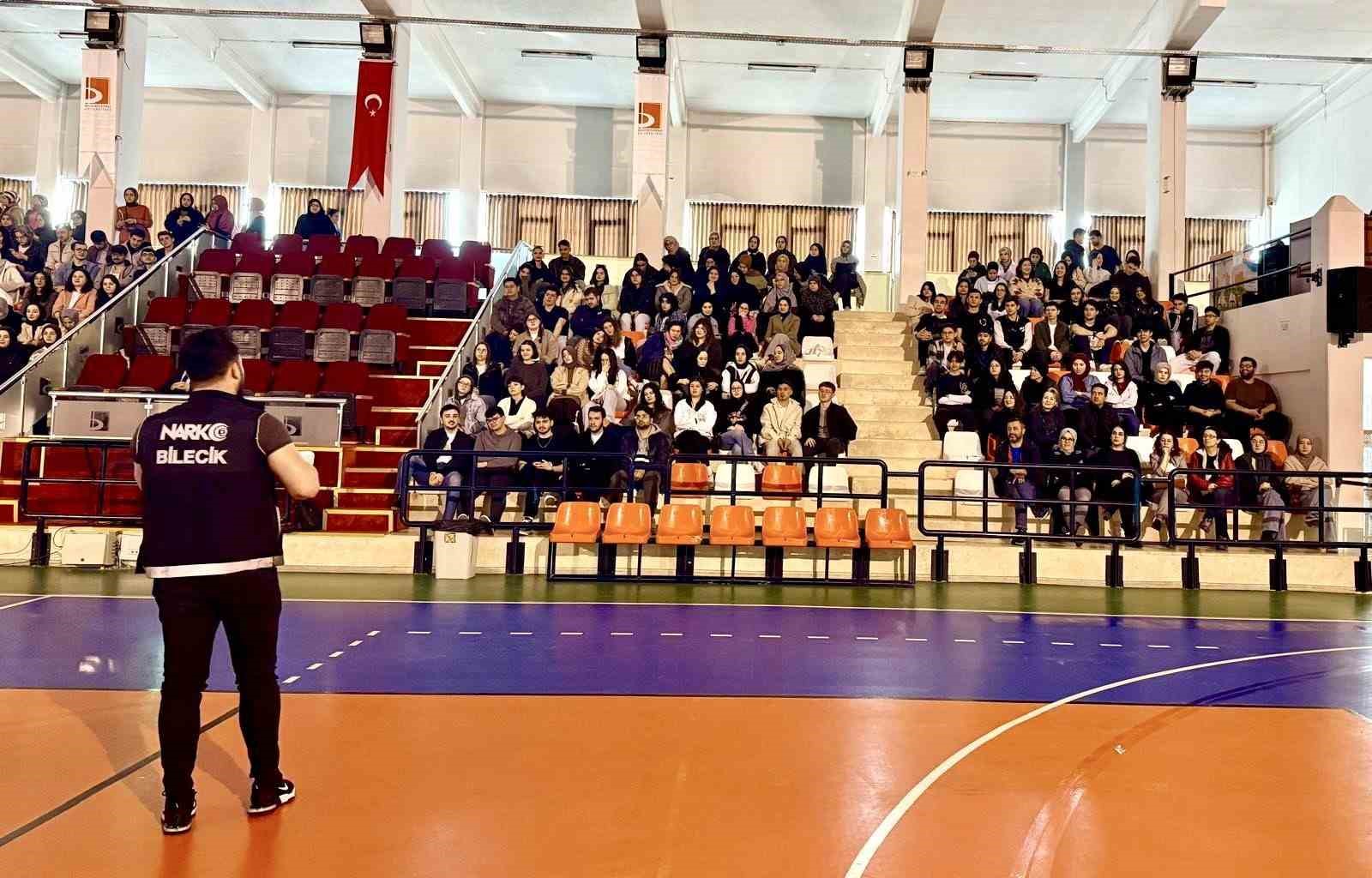 Bilecik Şeyh Edebali Üniversitesi’nde bağımlılıkla mücadele etkinliği